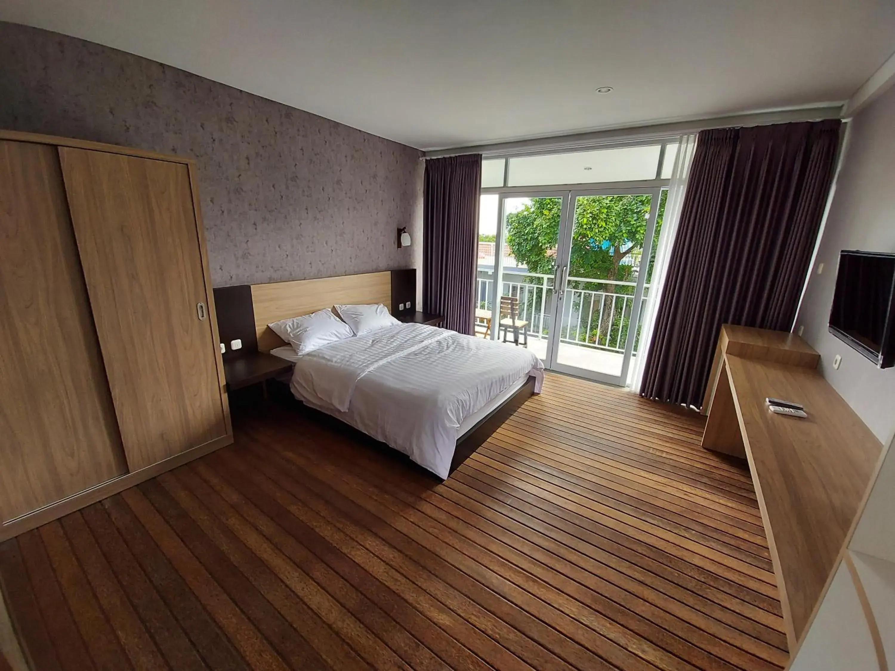 Deluxe Room in Lushy Hostel Canggu Deluxe Room in Lushy Hostel Canggu