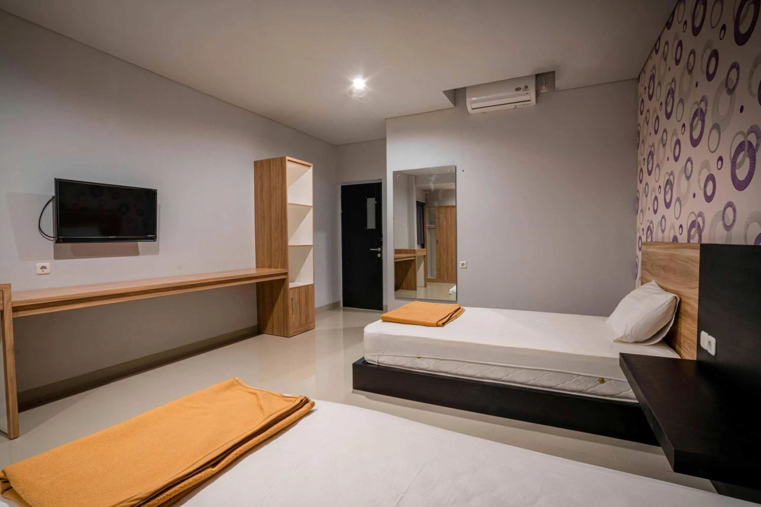 Photo of the whole room, Bed in Lushy Hostel Canggu