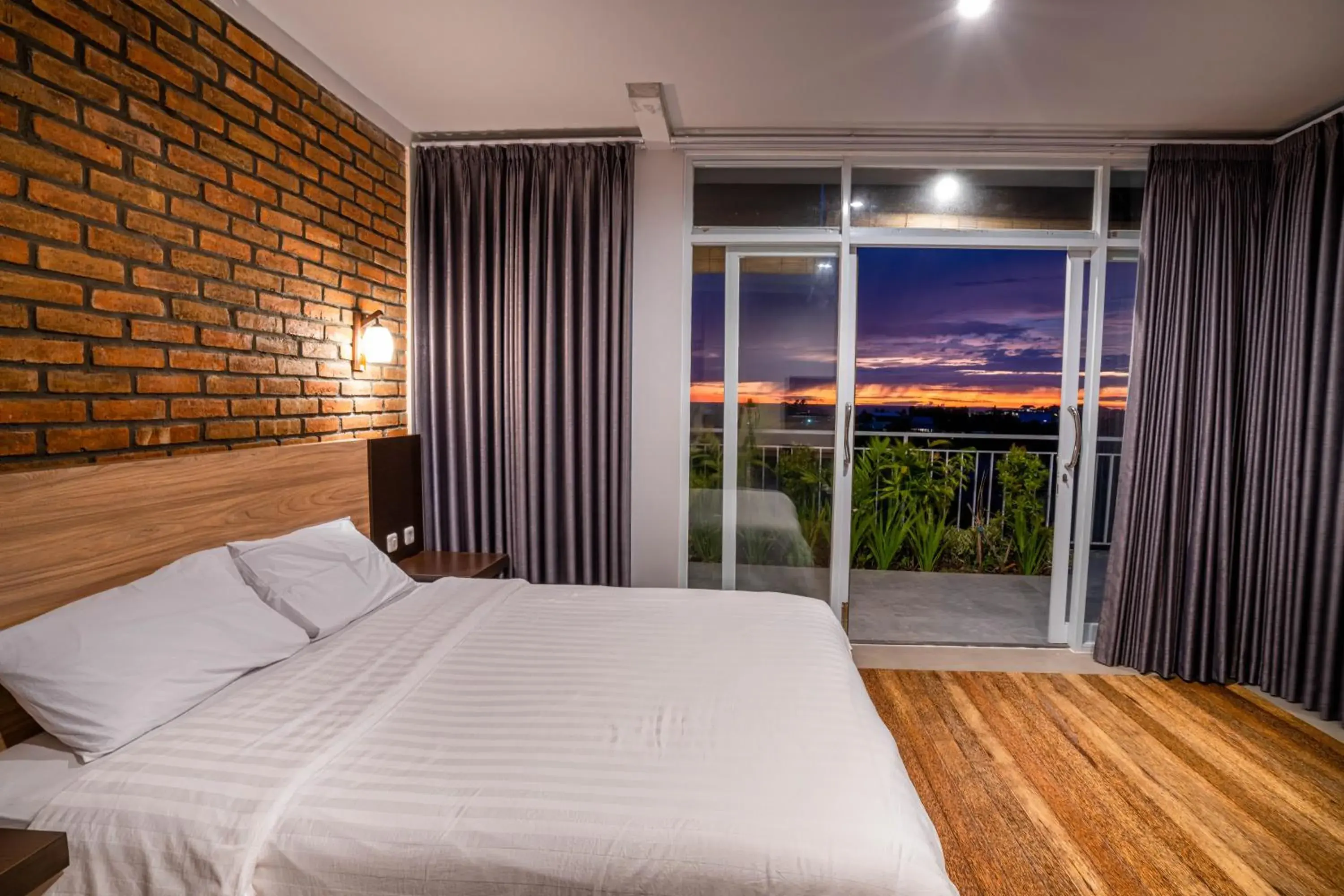 Queen Room with Sea View in Lushy Hostel Canggu Queen Room with Sea View in Lushy Hostel Canggu