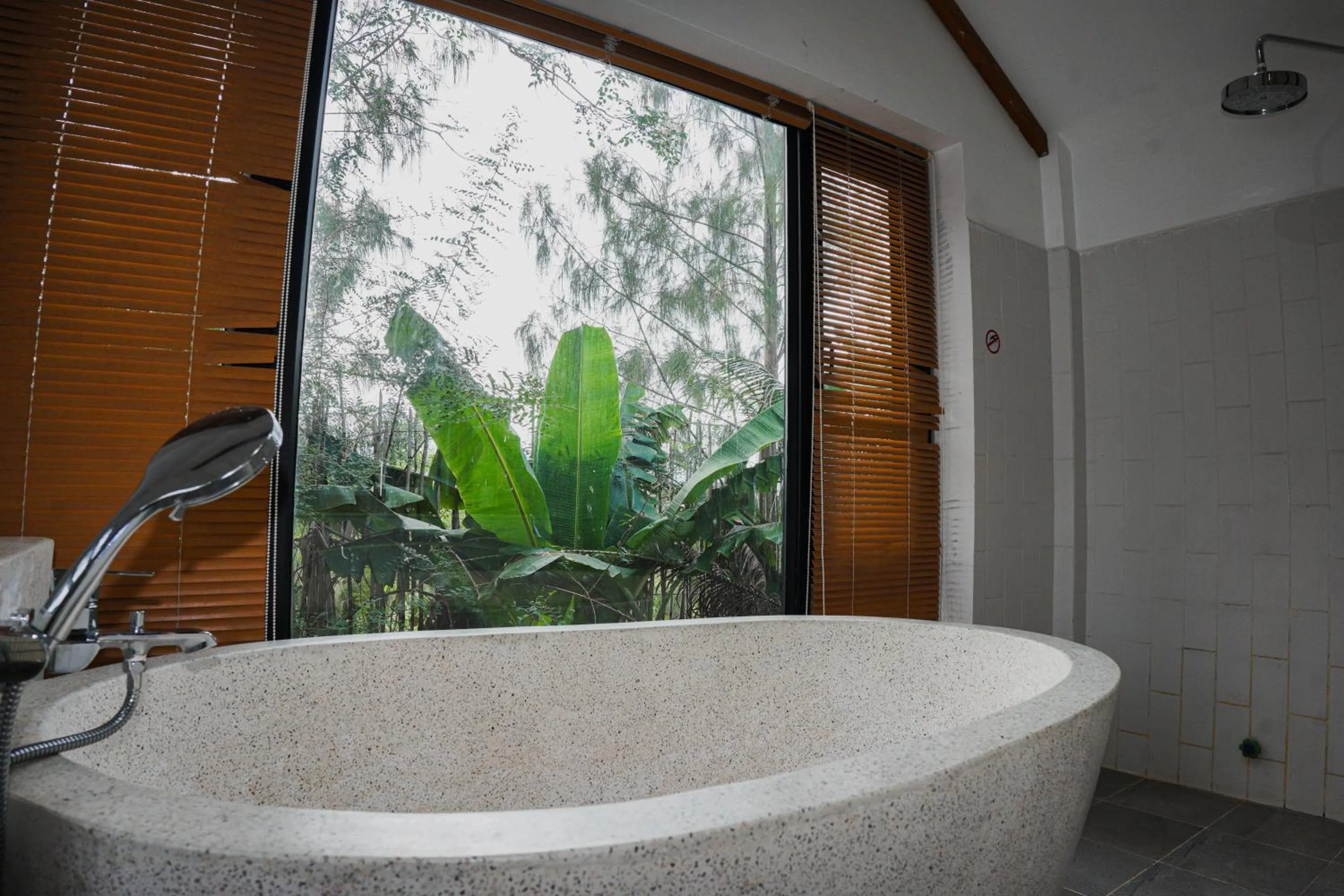 Bath in Montagne Residence