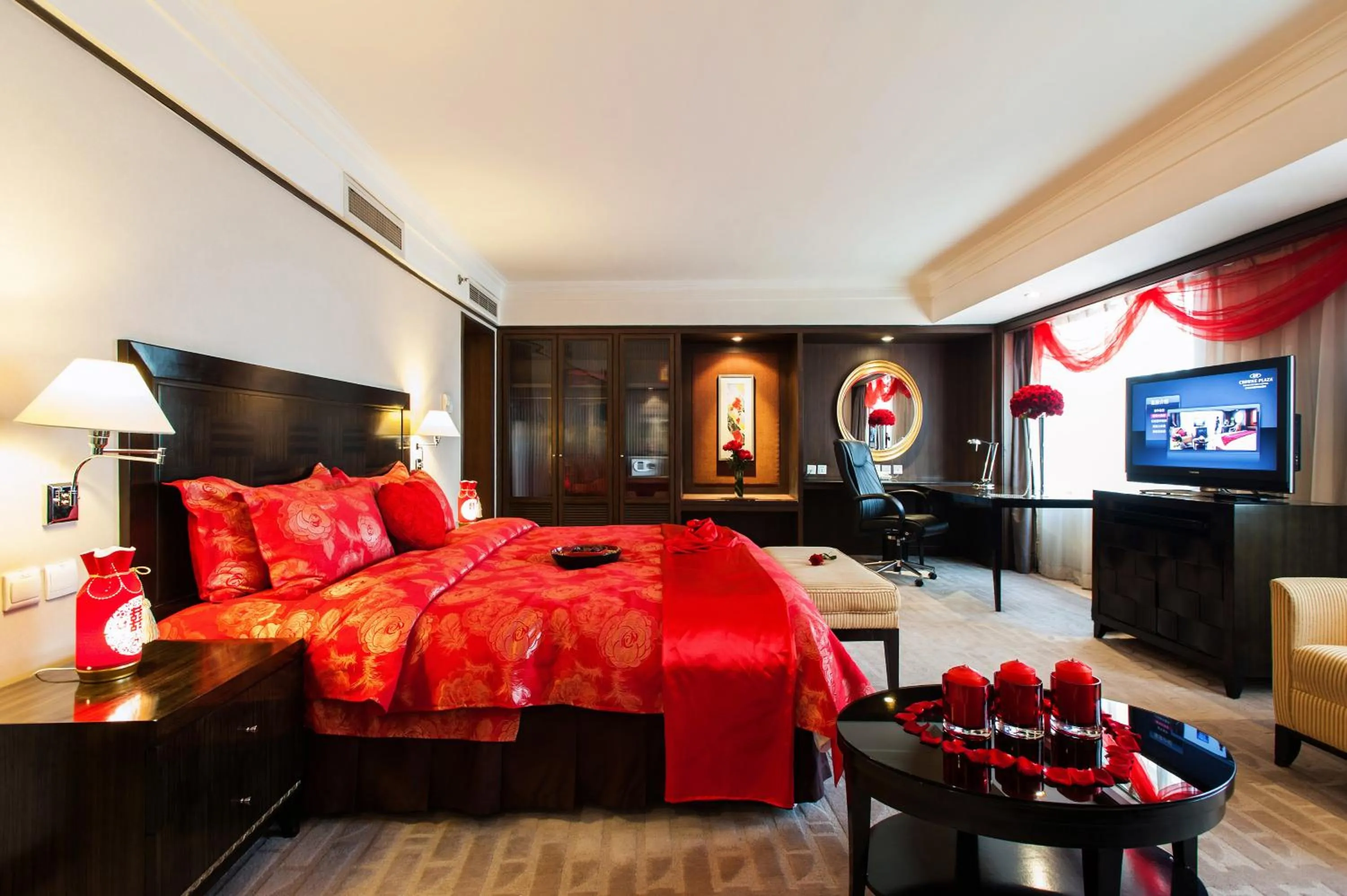 Decorative detail, Bed in V-Continent Beijing Parkview Wuzhou Hotel