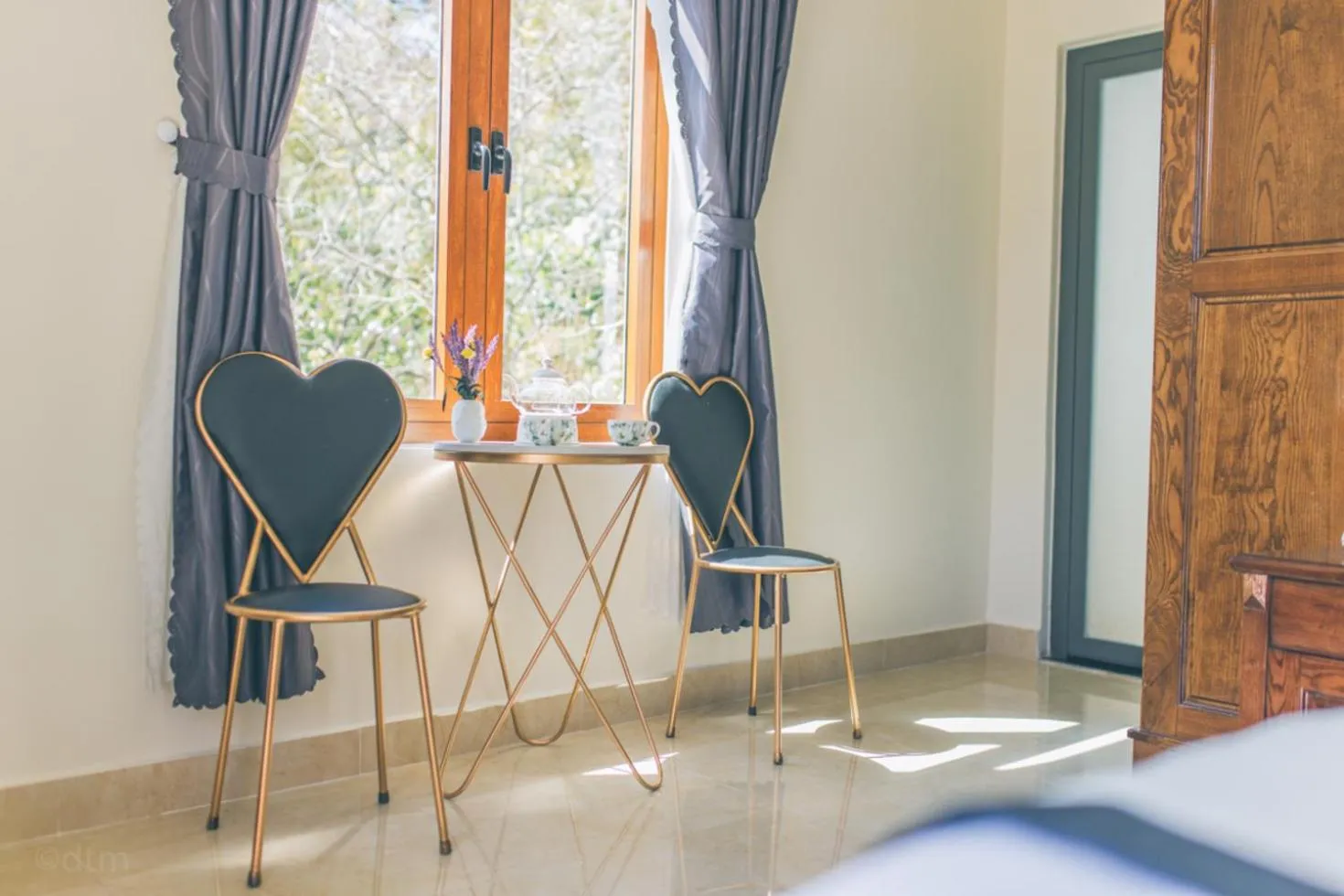 Seating area in Đà Lạt Cam ly Hotel