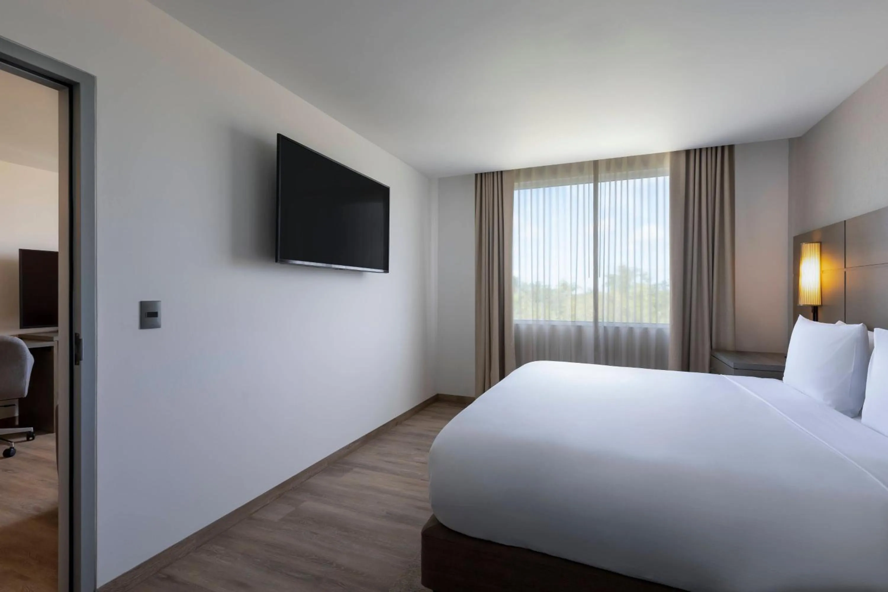 Bedroom, Bed in Residence Inn by Marriott Cancun Hotel Zone