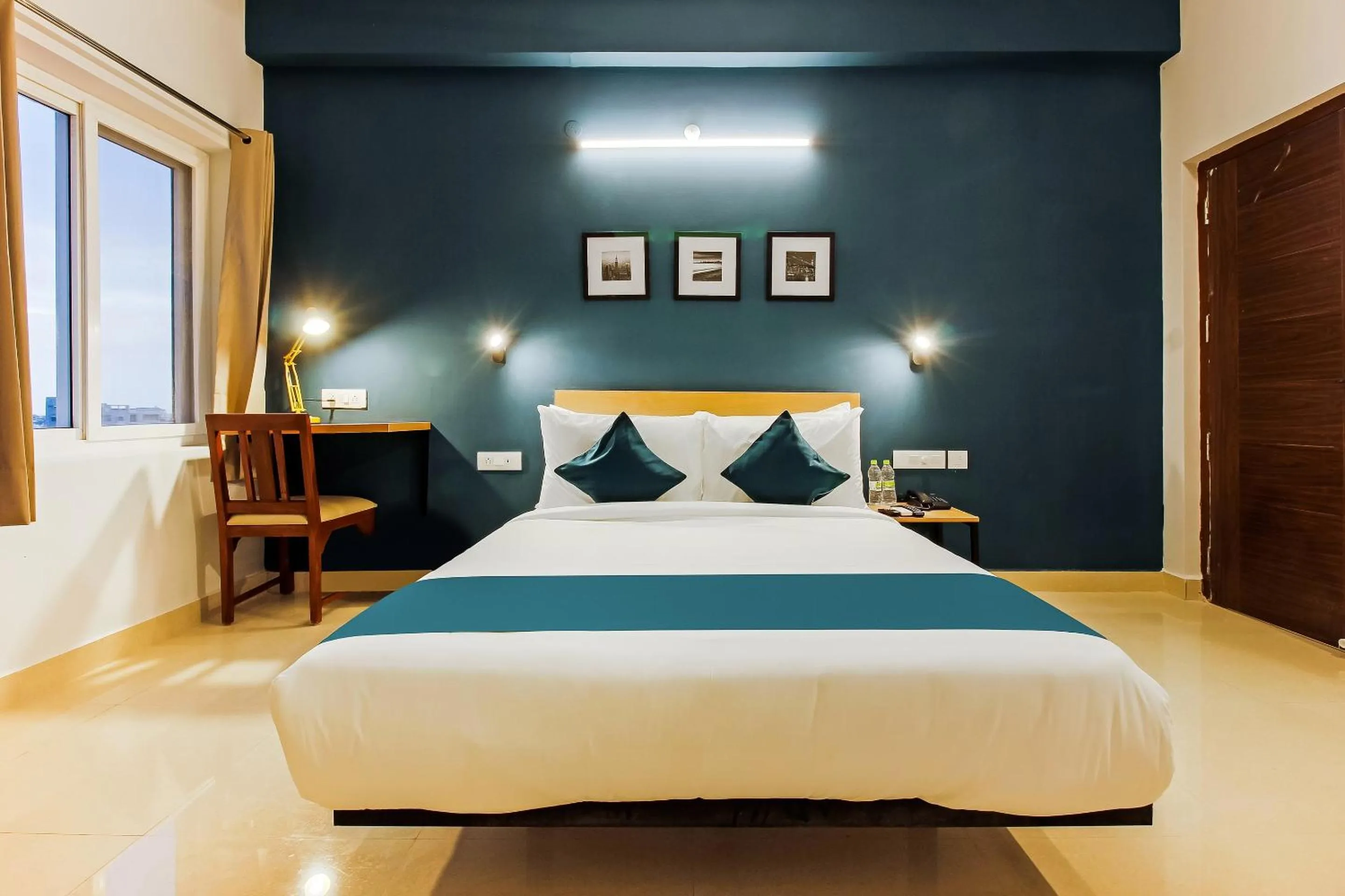 Bedroom, Bed in Hotel O Silverkey ,near RTO office kondapur