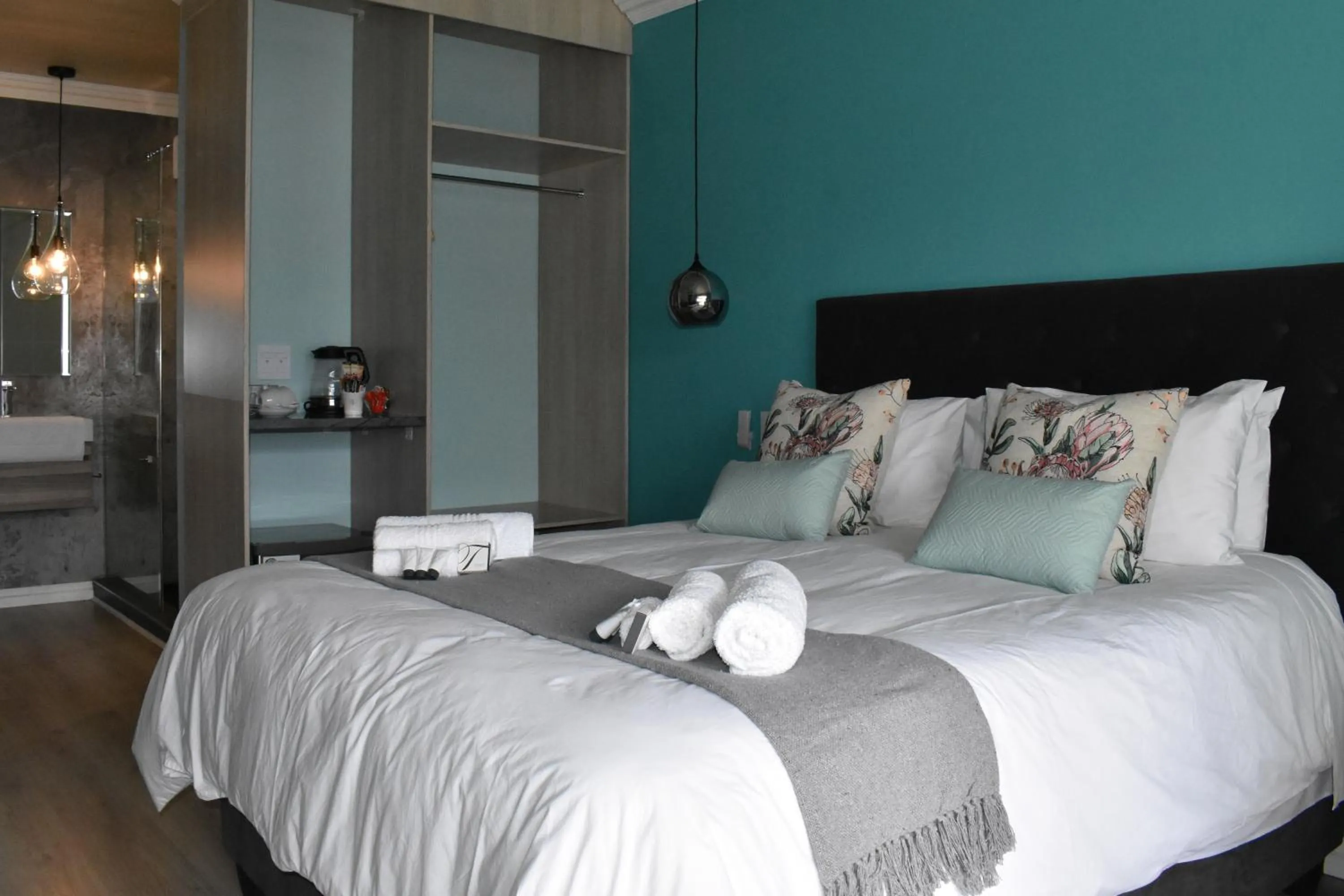 Bed in Mosswood Bed & Breakfast