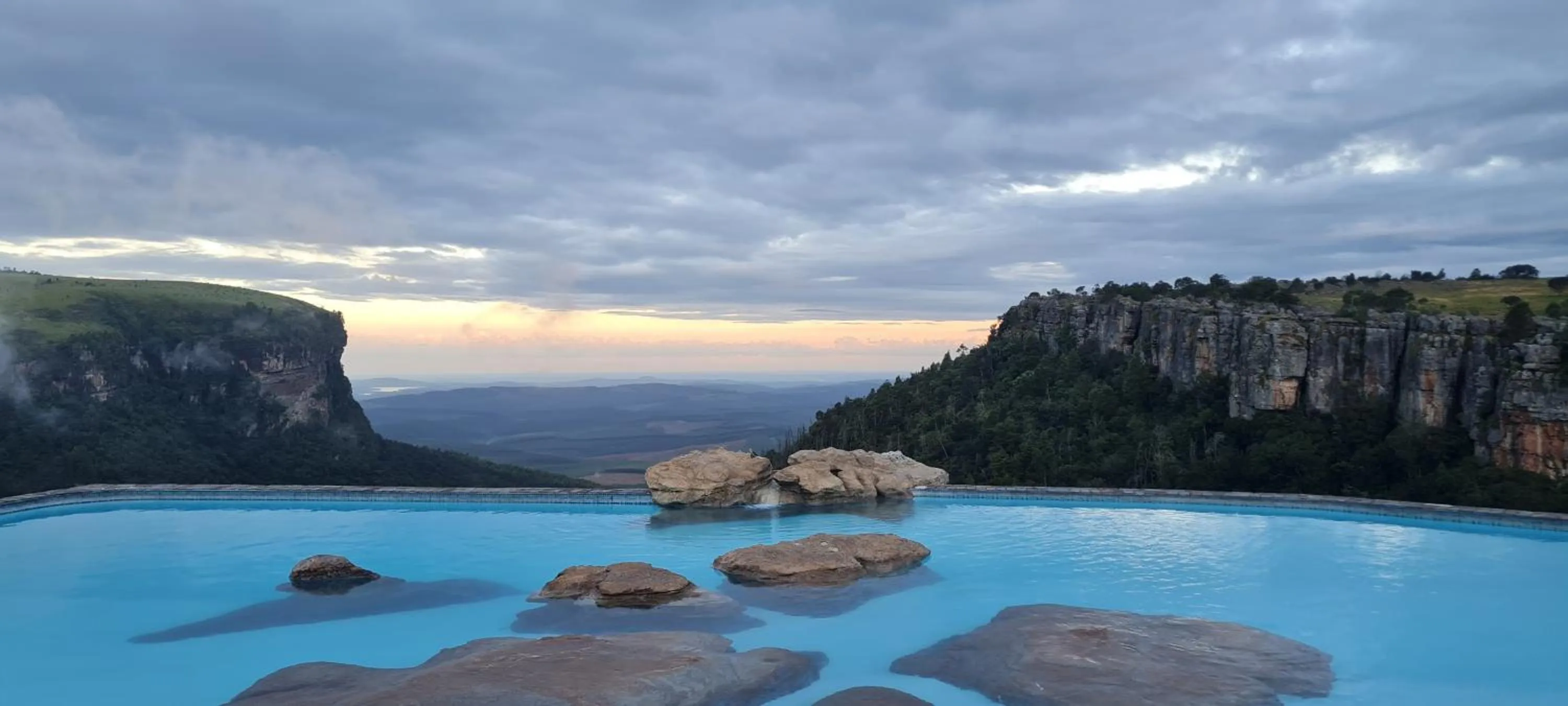 Restaurant/places to eat in Mosswood Bed & Breakfast