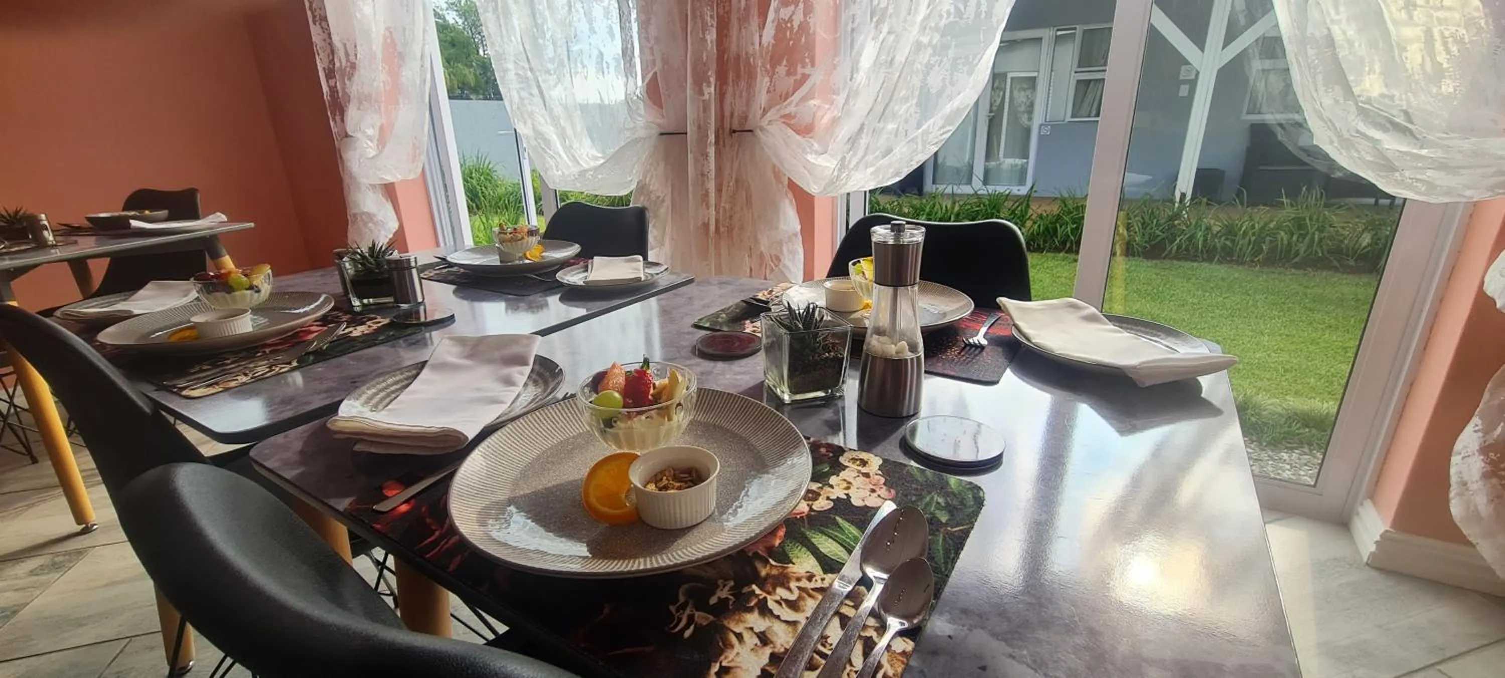 Food and drinks in Mosswood Bed & Breakfast