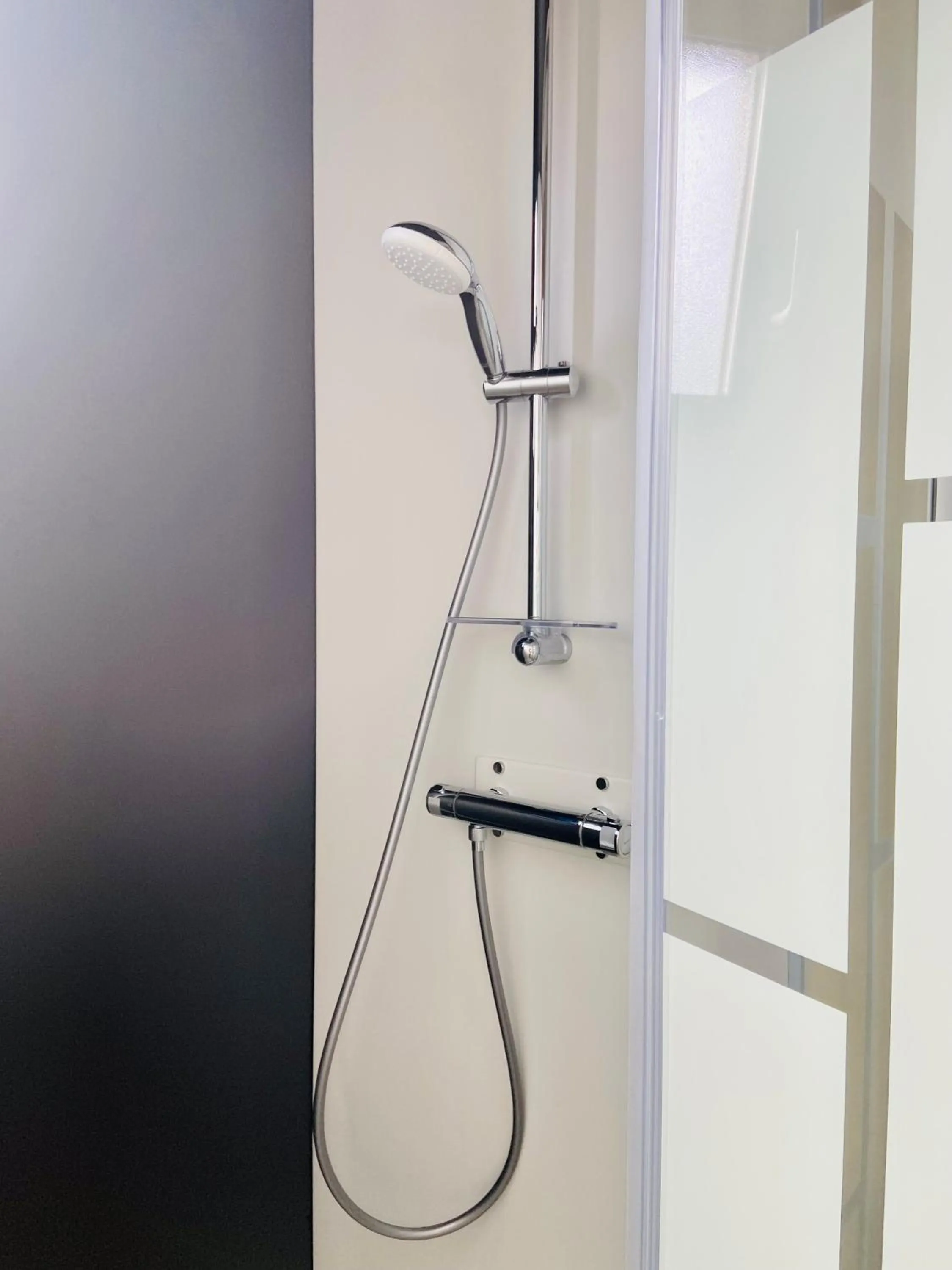 Shower in Les Ilots de Gruissan