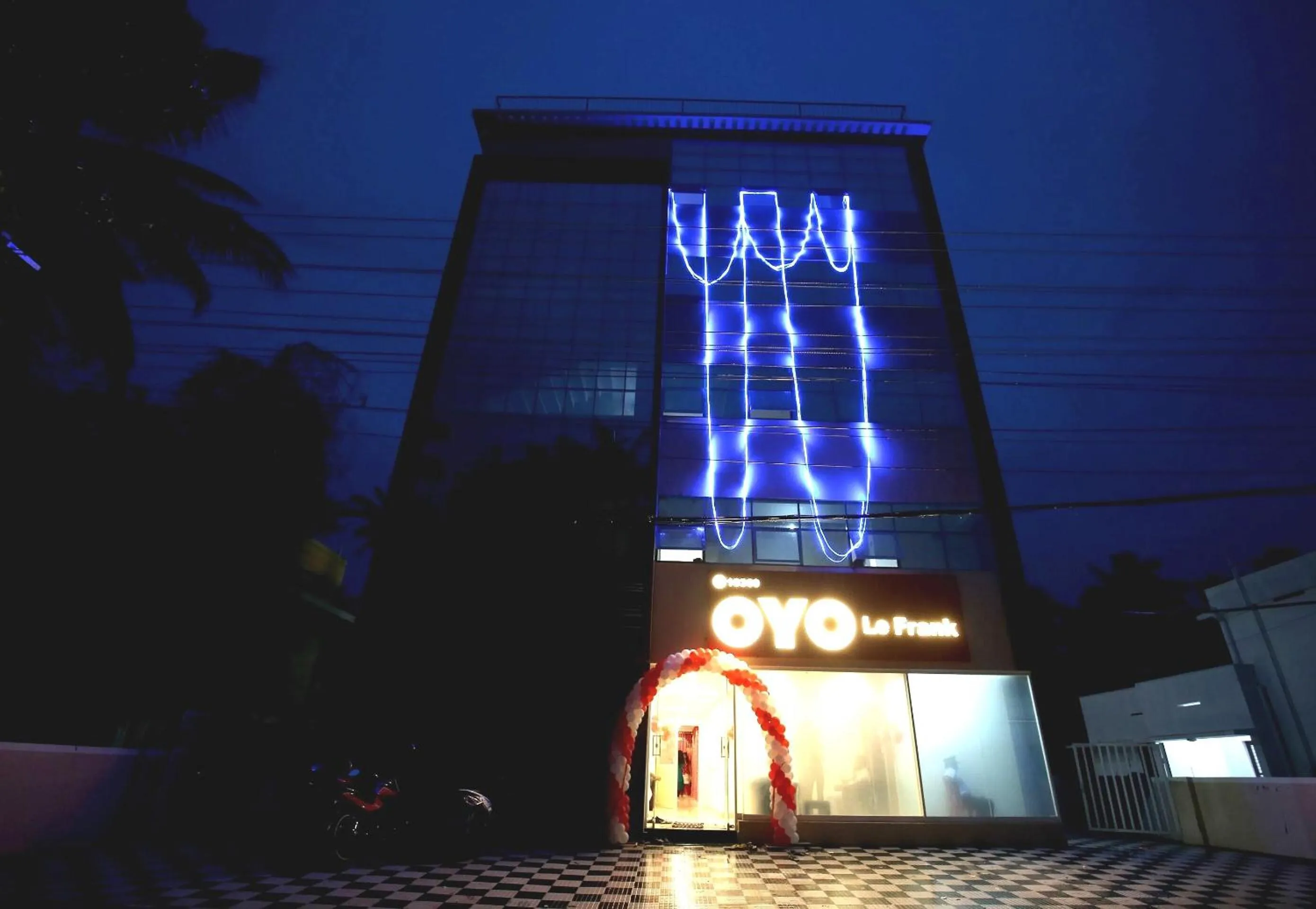 Facade/entrance in Super Hotel O Technopark Formerly Le Frank