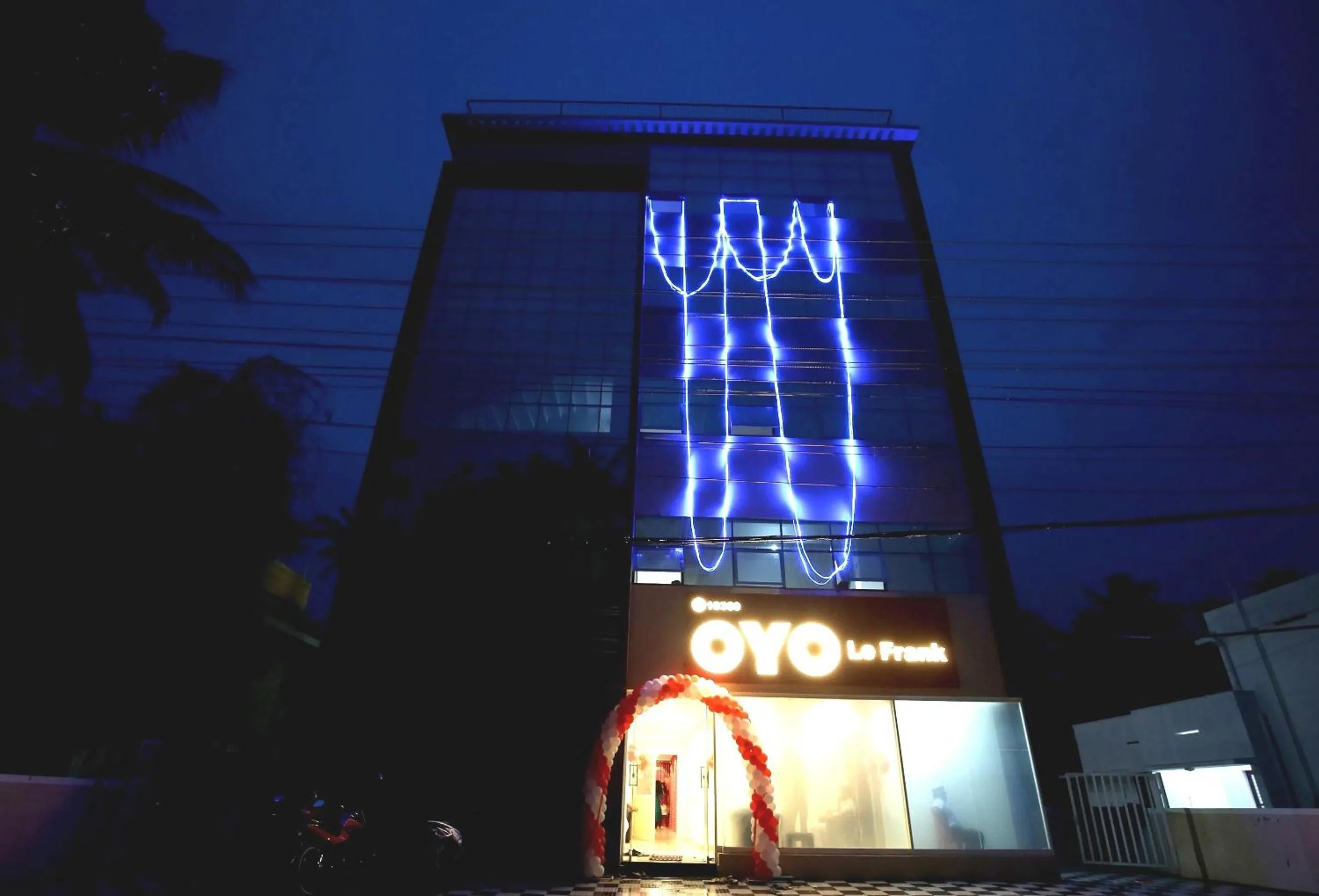 Facade/entrance in Super Hotel O Technopark Formerly Le Frank