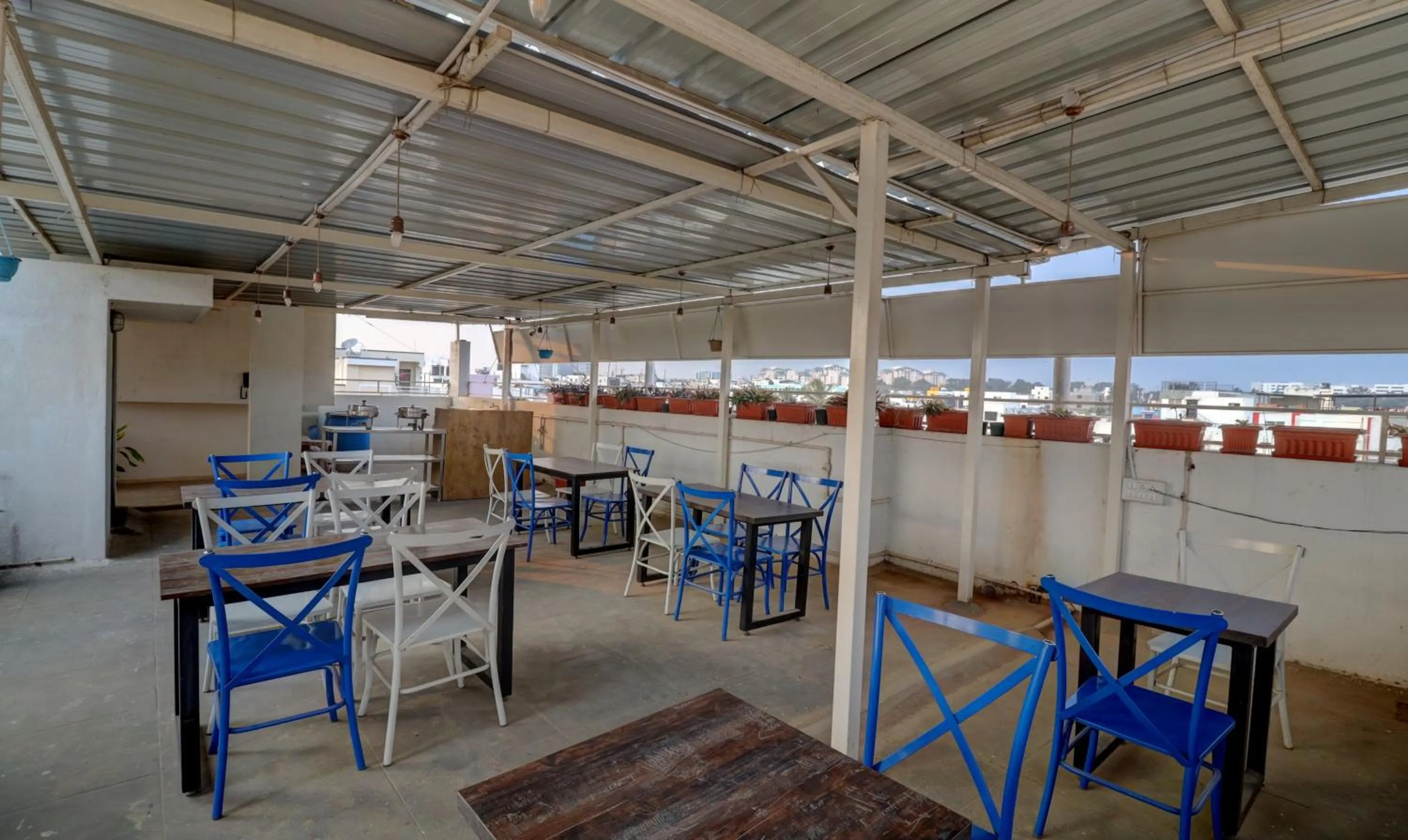 Restaurant/places to eat in Itsy Hotels - Comfort Delight