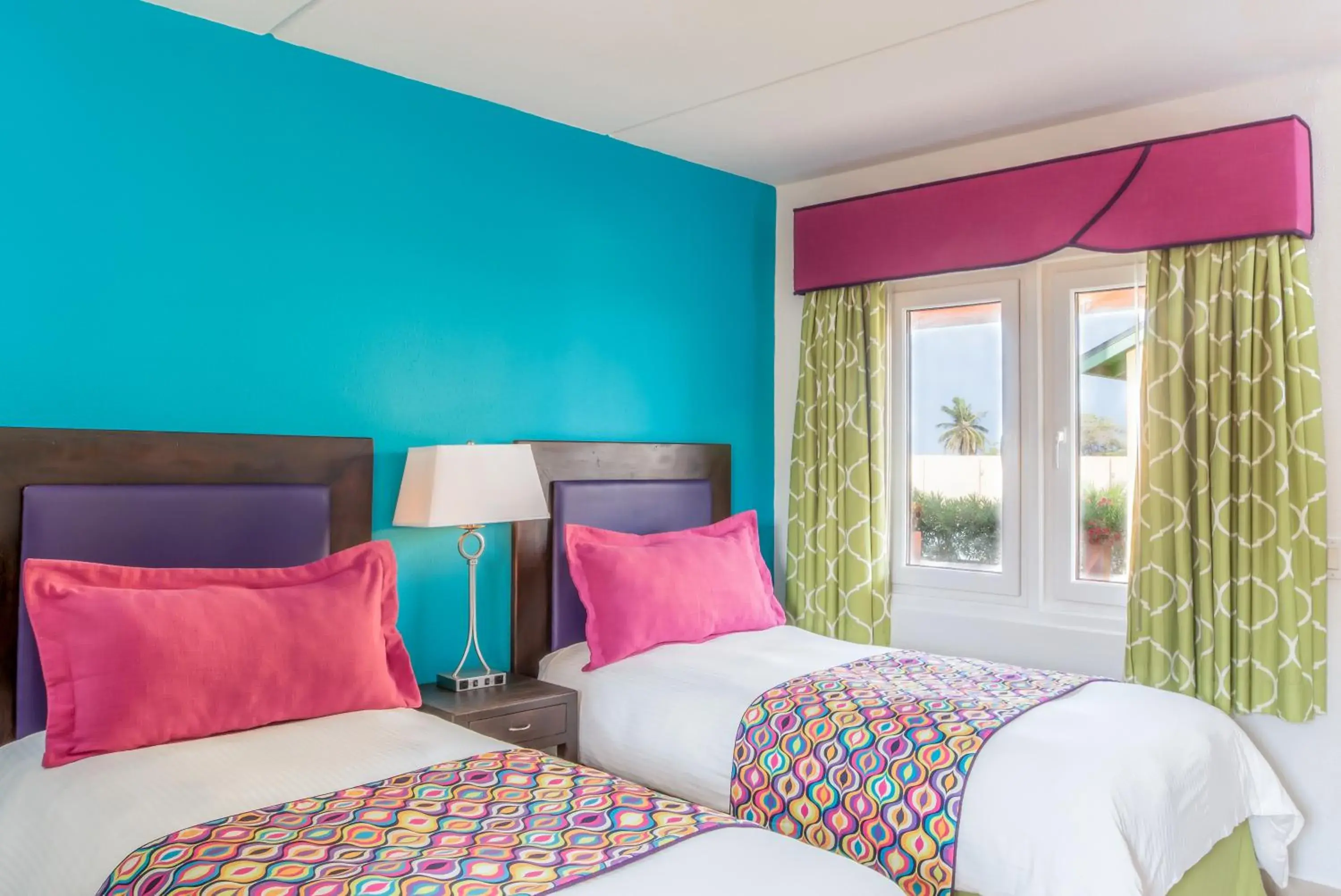 Quadruple Room in MVC Eagle Beach Quadruple Room in MVC Eagle Beach