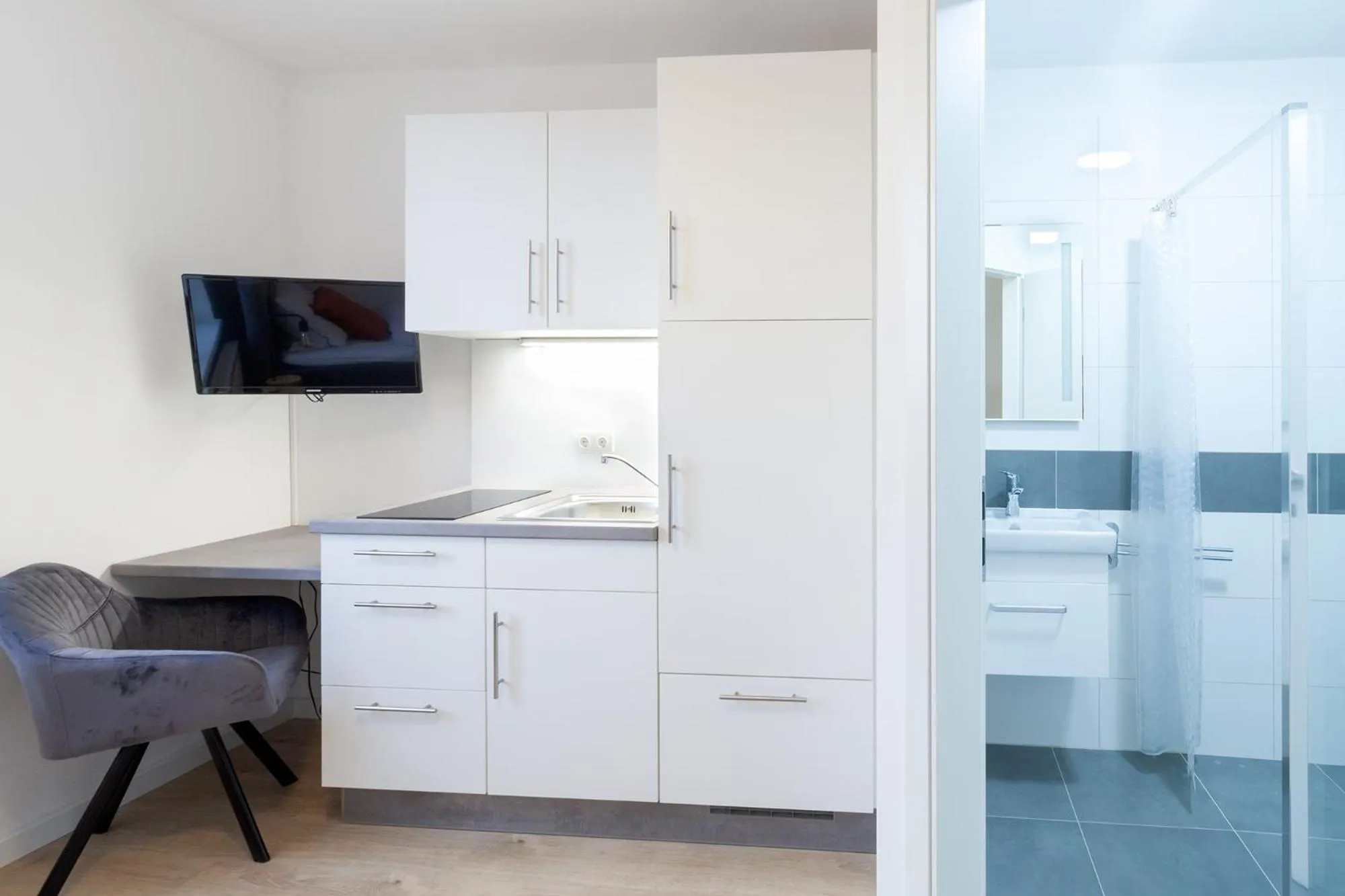 TV and multimedia in STAY@MA Boardinghouse Mannheim