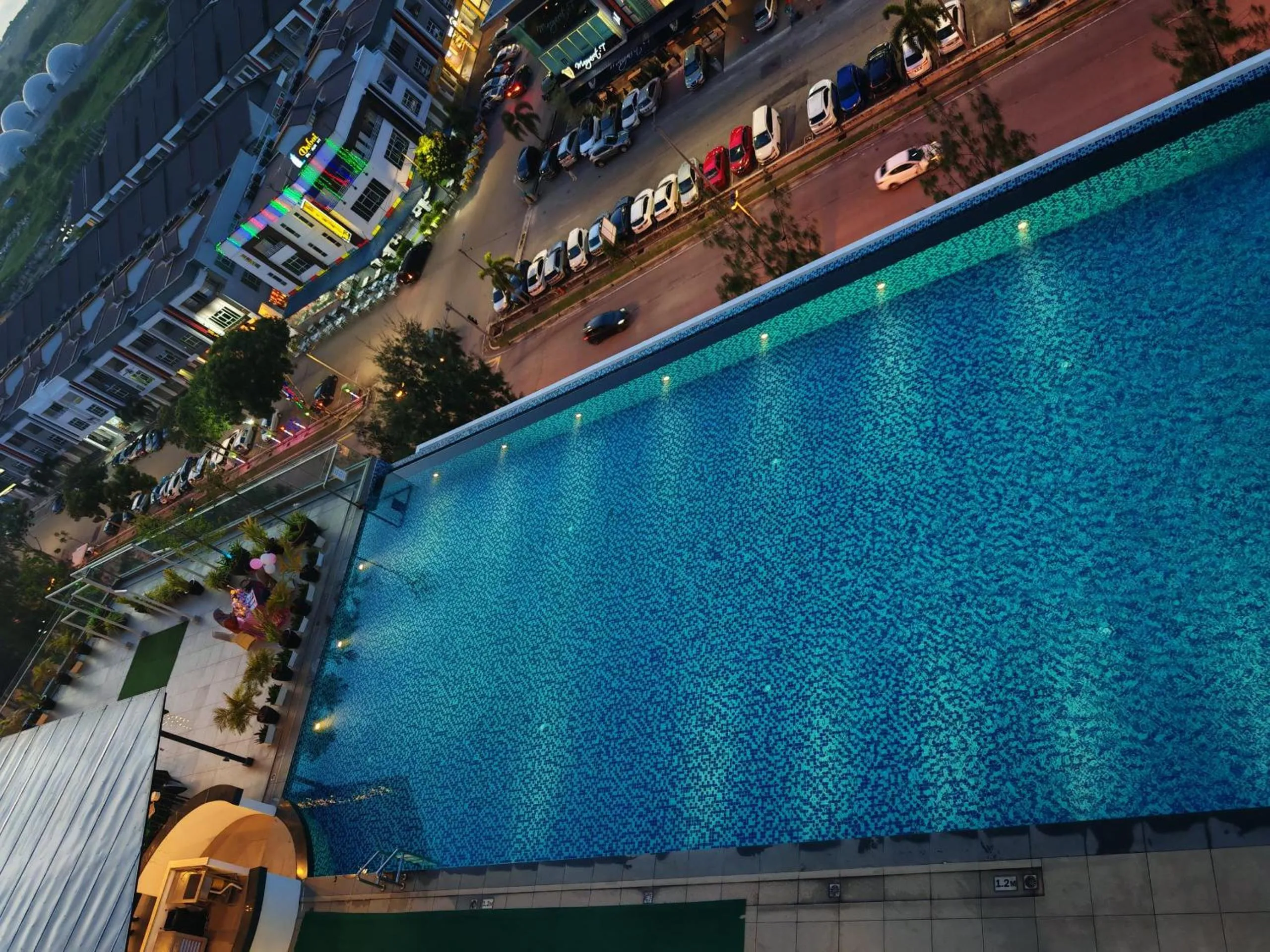 Pool view in Swan Garden Resort Hotel