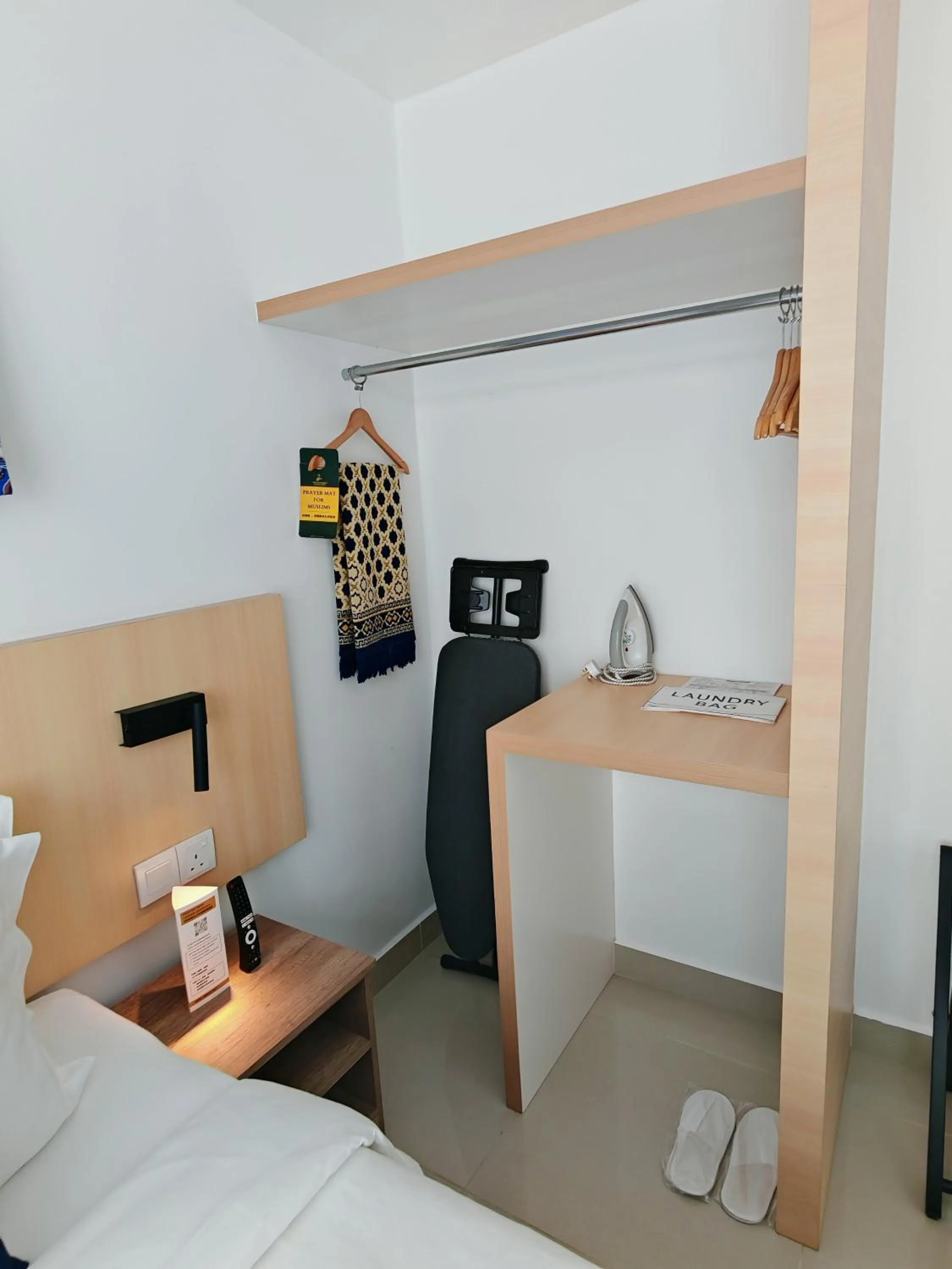 flat iron, Bed in Swan Garden Resort Hotel