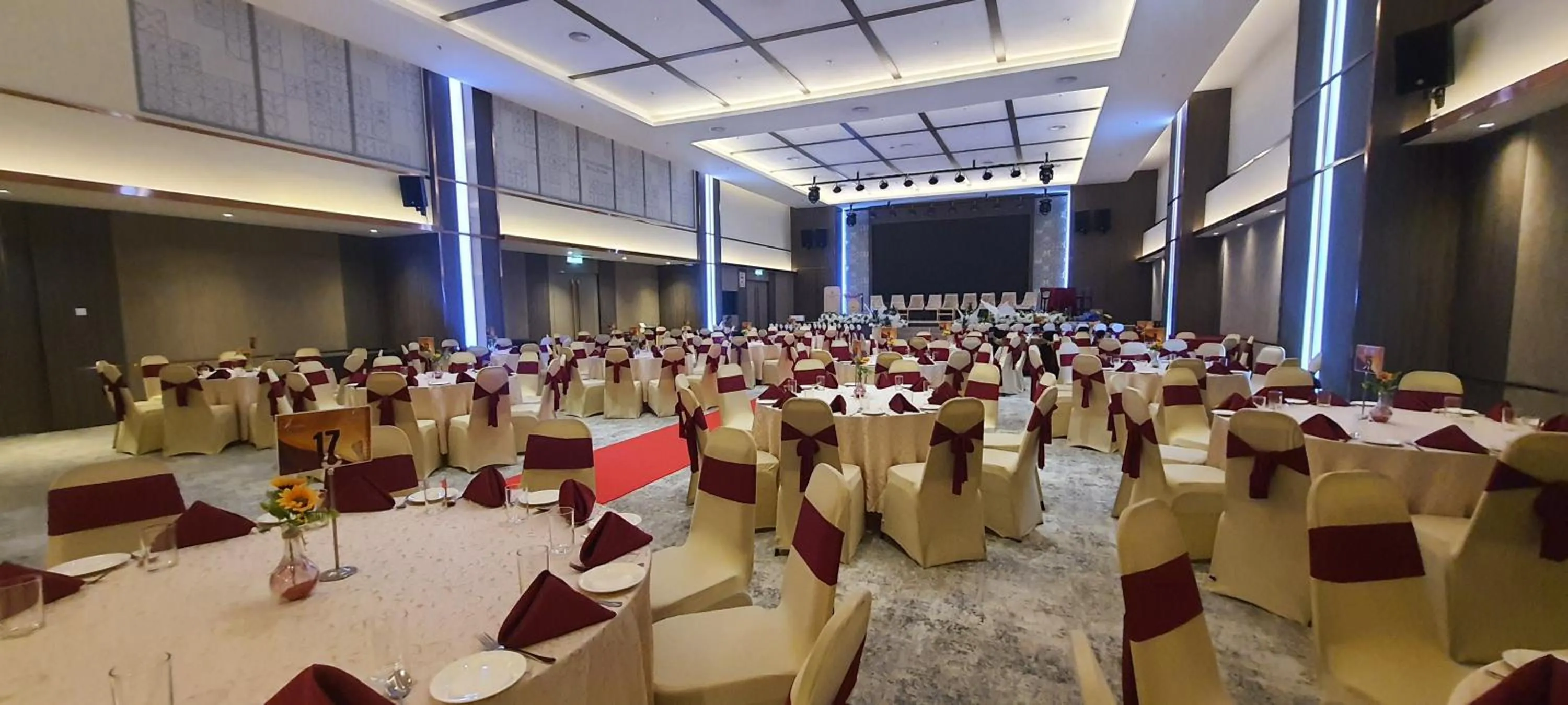 Banquet/Function facilities in Swan Garden Resort Hotel