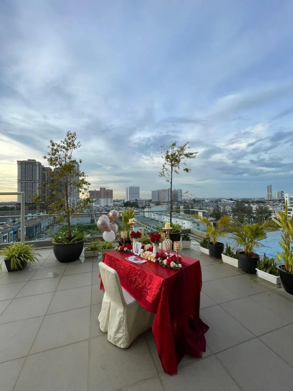 Dining area in Swan Garden Resort Hotel