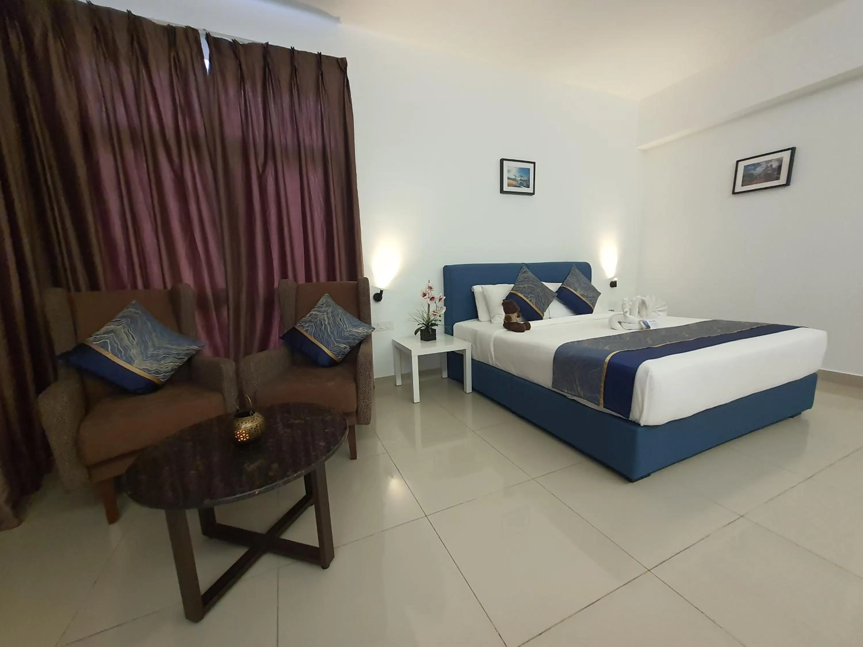 Bed in Swan Garden Resort Hotel