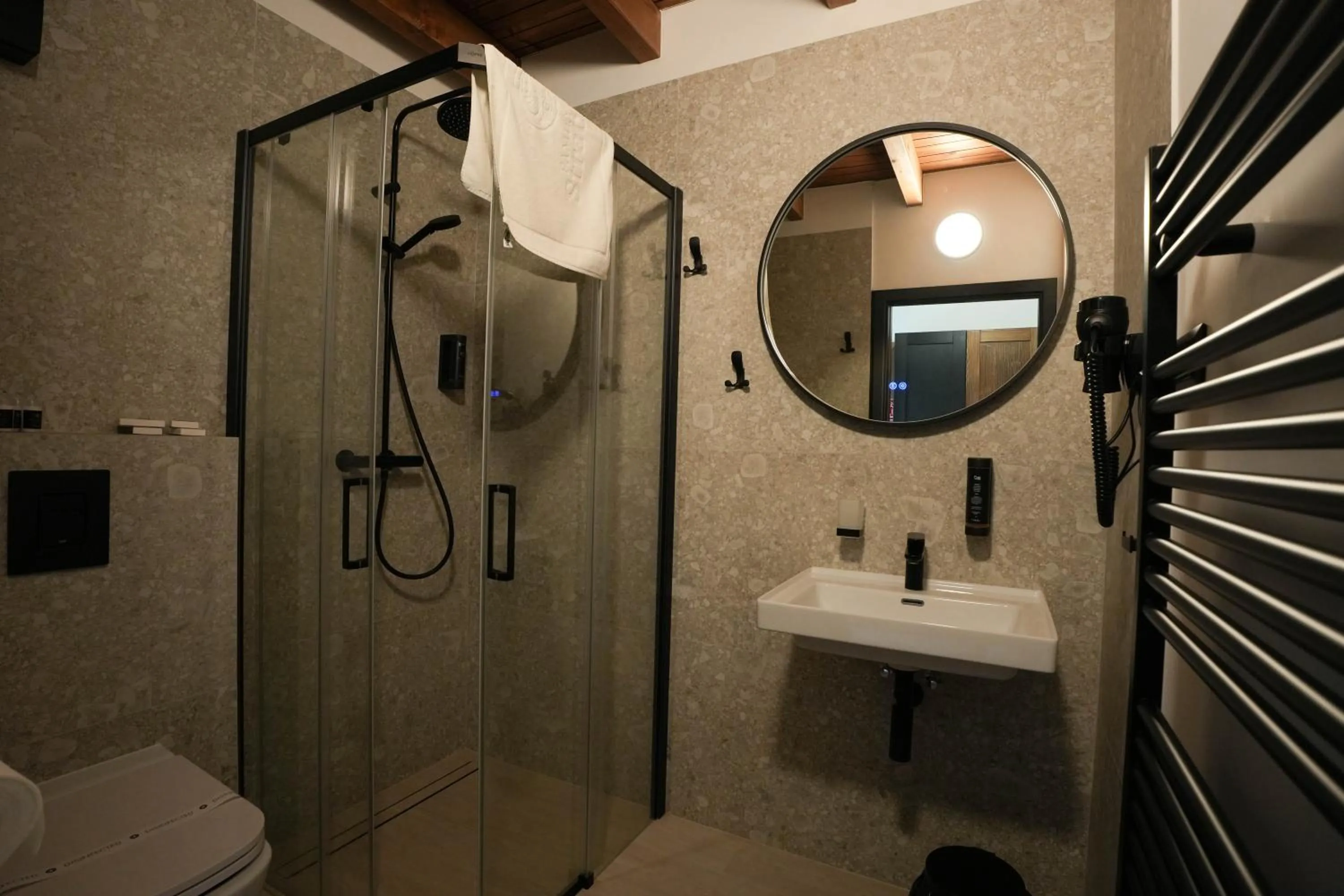 Shower in Hotel Strachan Family Jasná