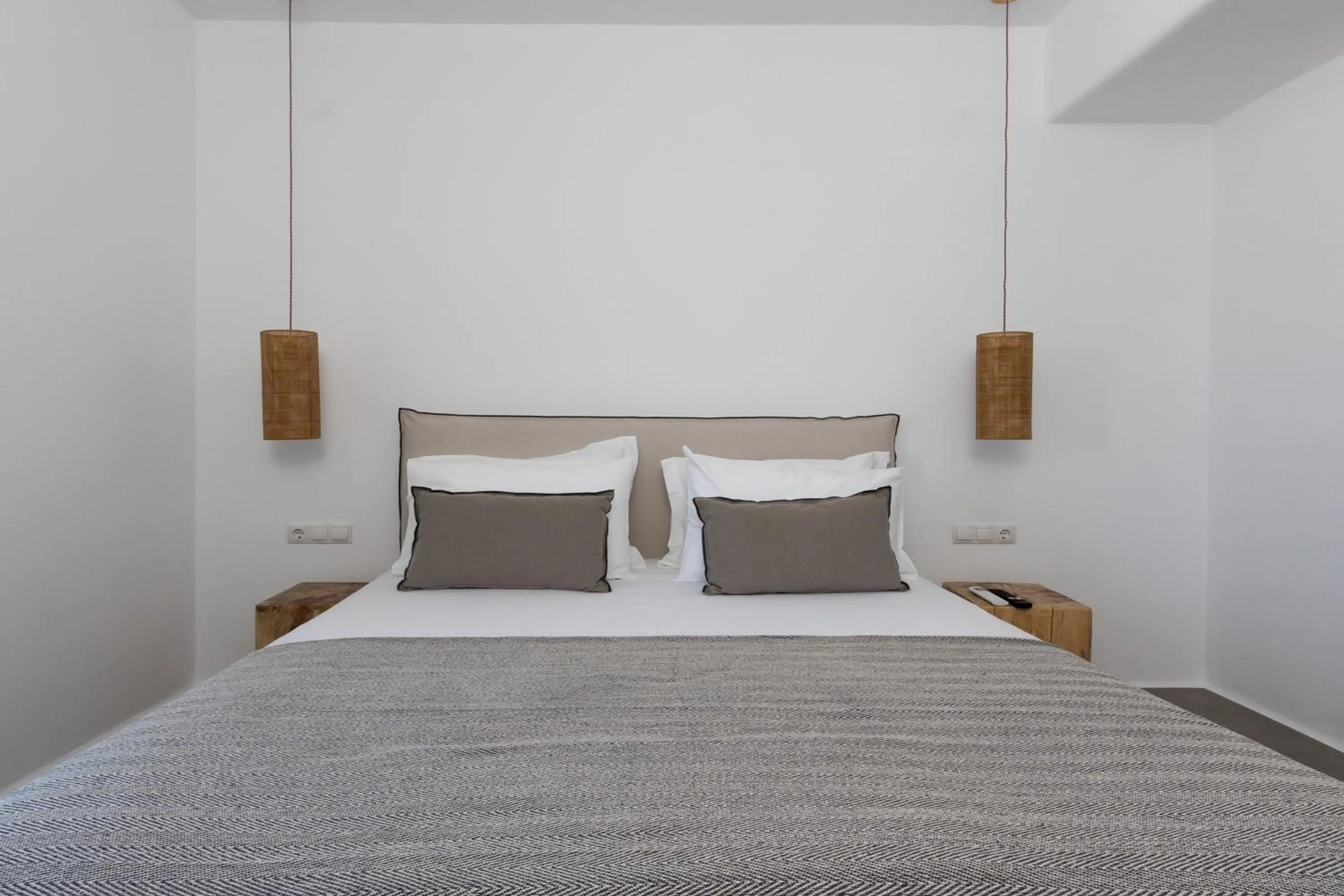 Bedroom, Bed in Archon Seaside Retreat