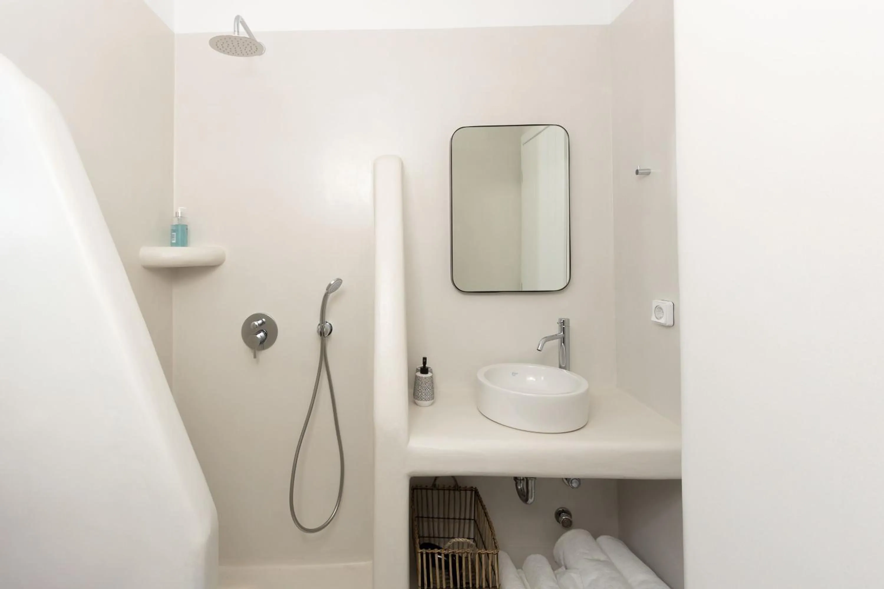 Bathroom in Archon Seaside Retreat