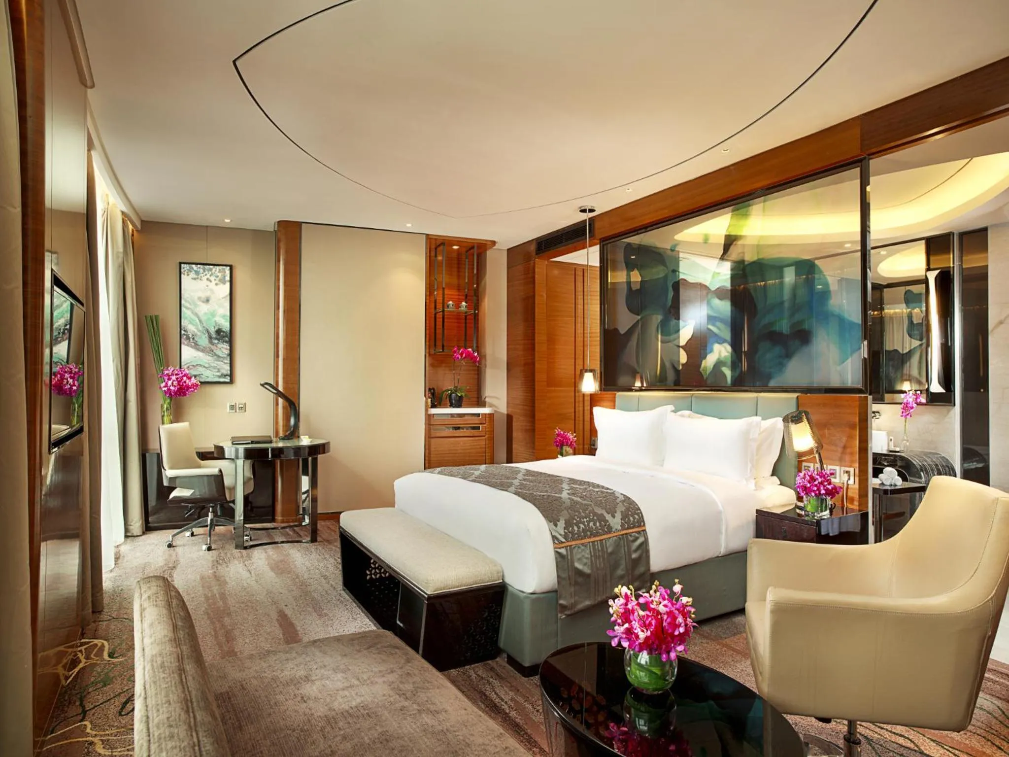 Photo of the whole room, Bed in Sofitel Nanjing Galaxy