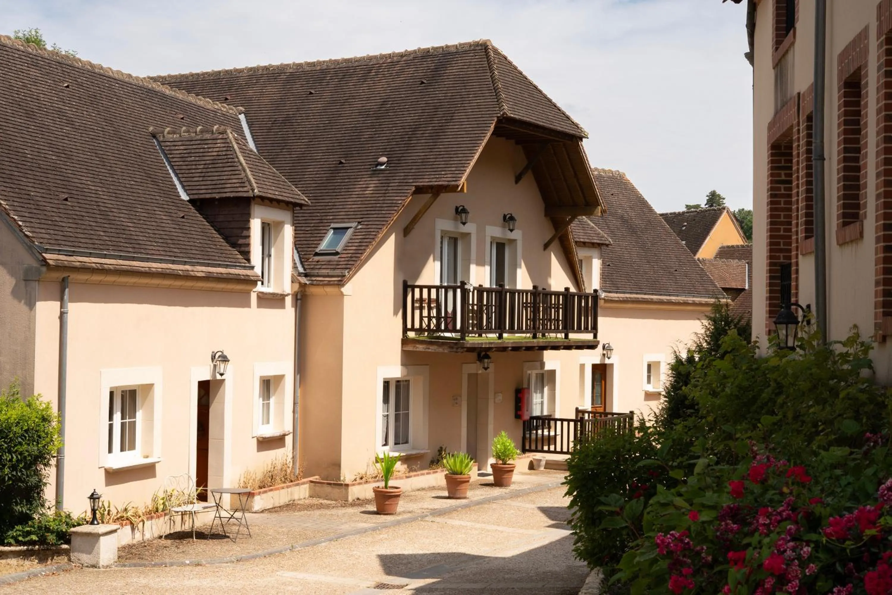 Property building in Les Belleme Golf - Self-catering Apartments