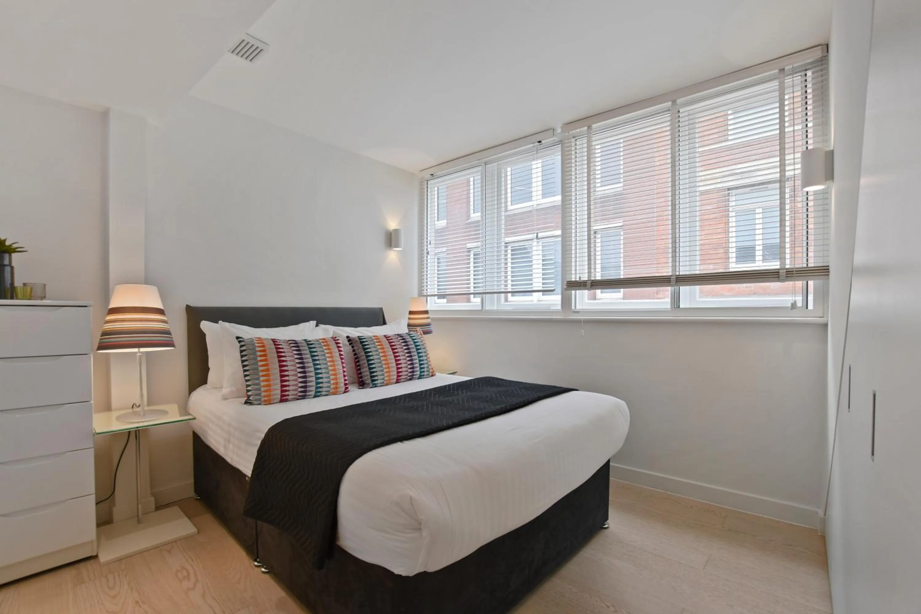 Bed in West Street by Aeria Apartments