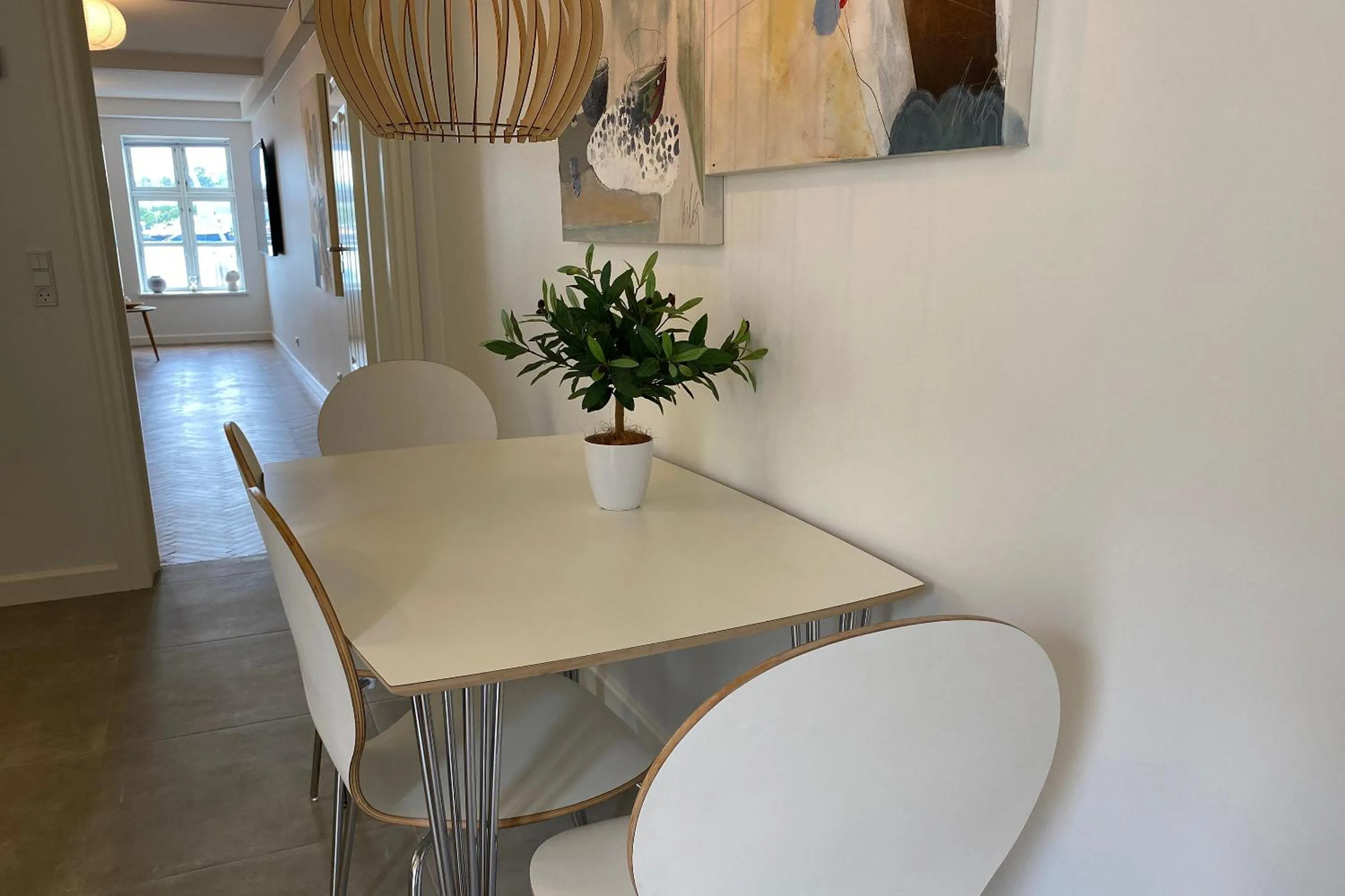 Dining area in Harbour Walk