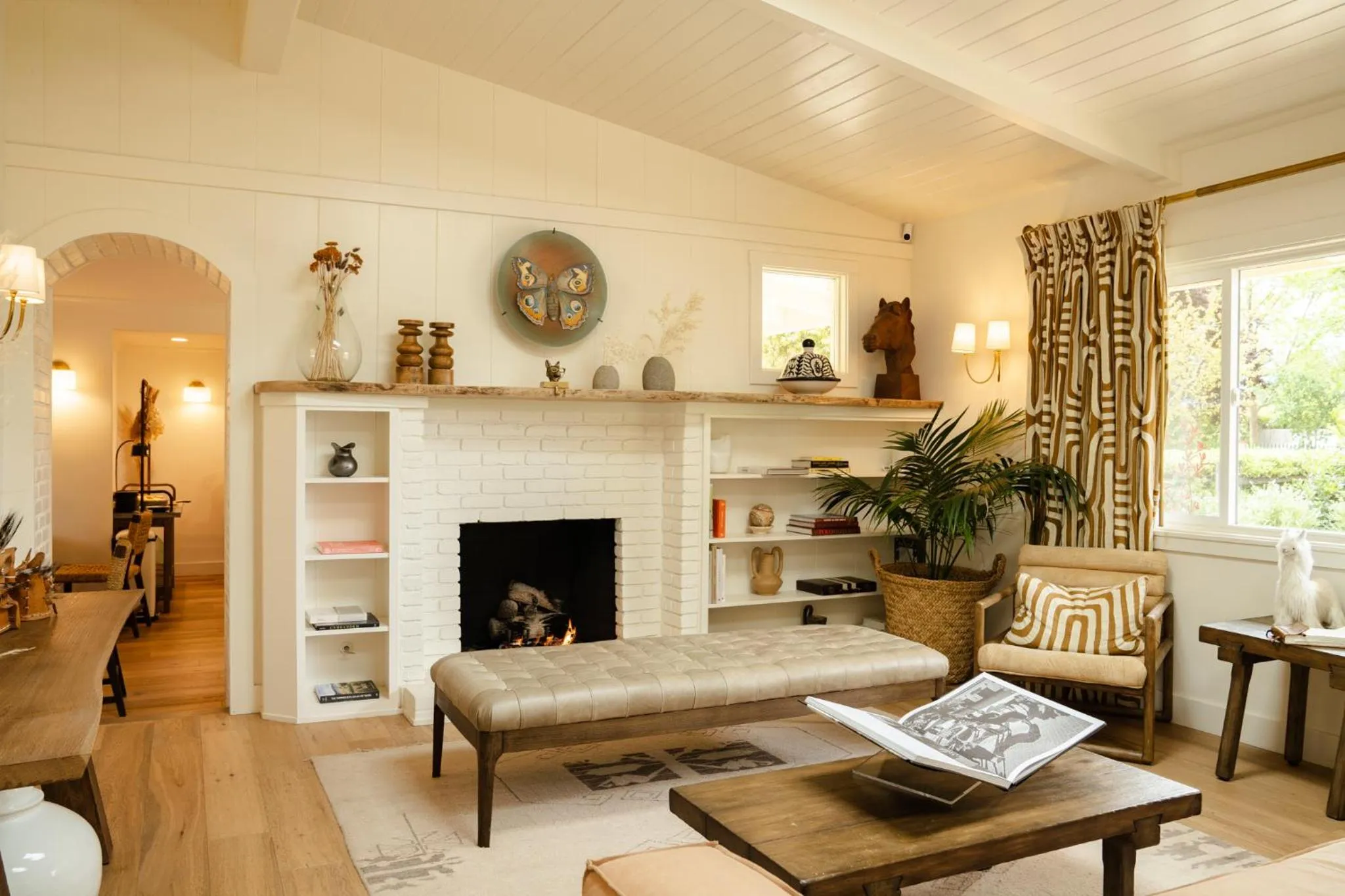 Seating area in Hotel Ynez