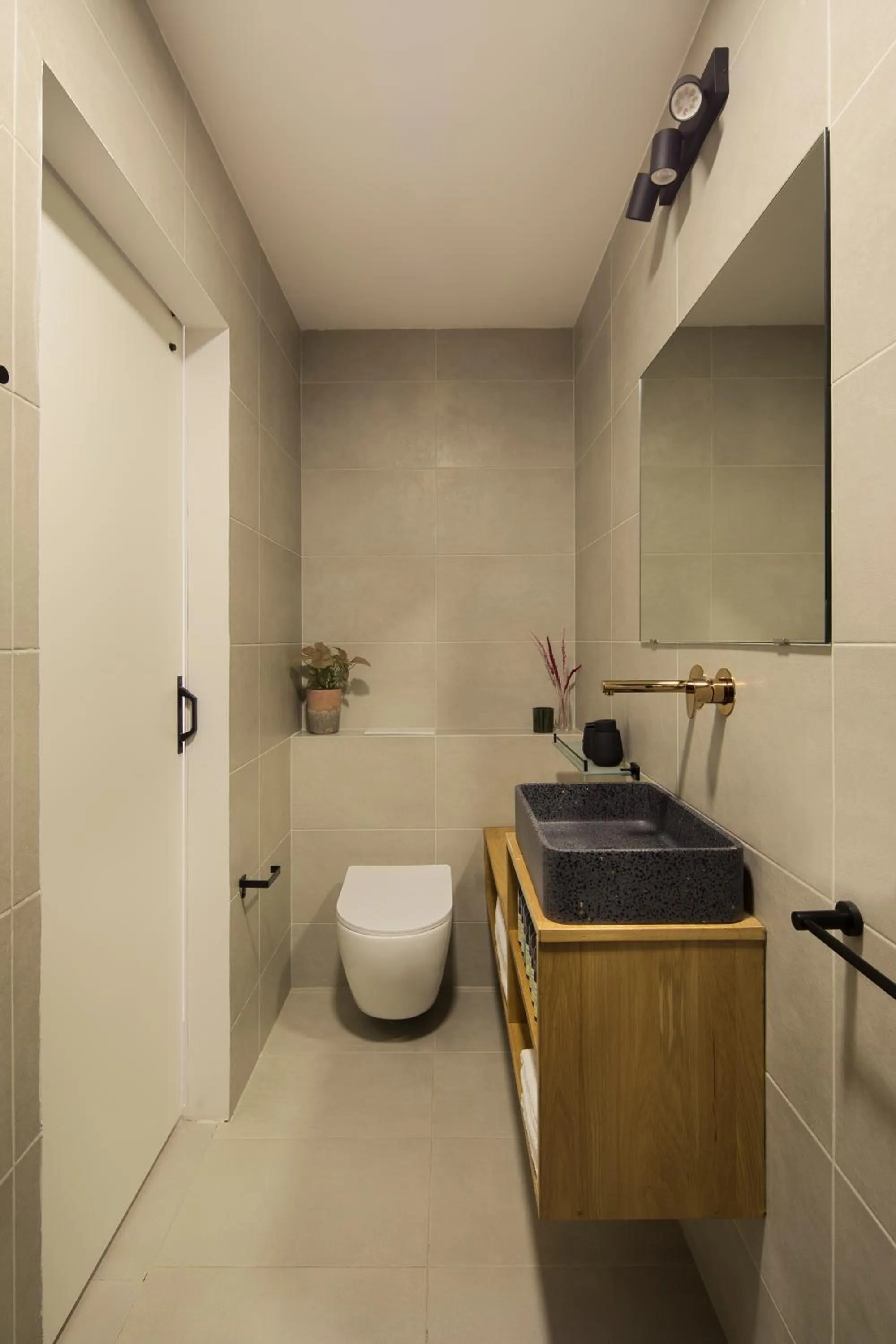 Bathroom in Urbanica Carmel- Apartments