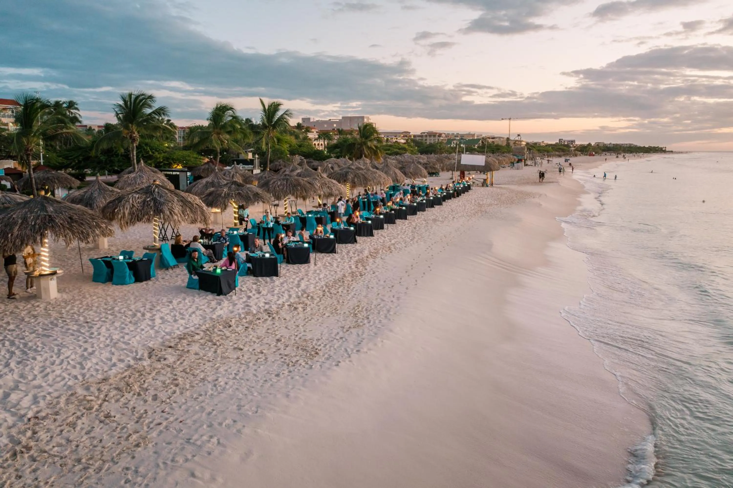 Restaurant/places to eat in Amsterdam Manor Beach Resort