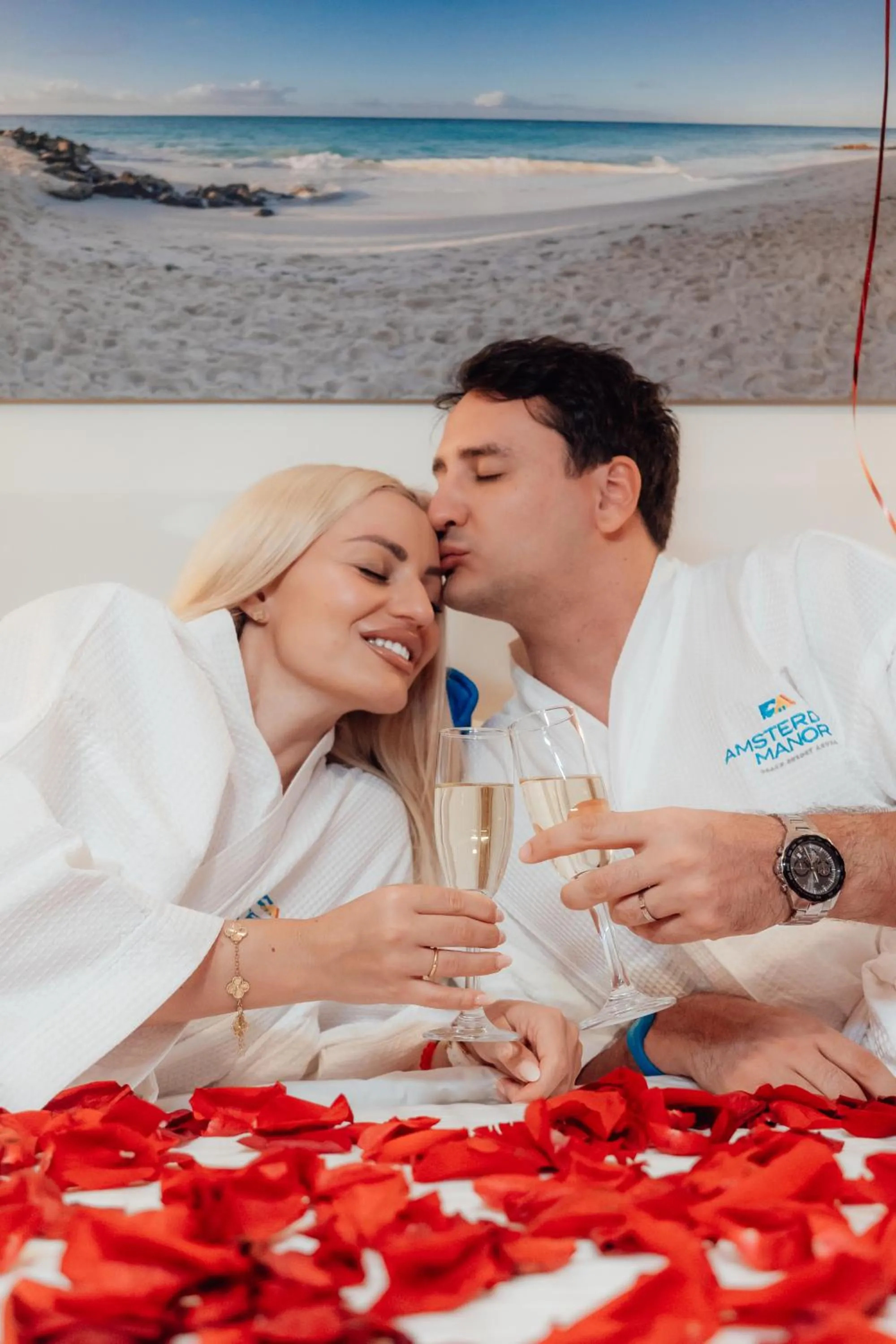 Bed in Amsterdam Manor Beach Resort