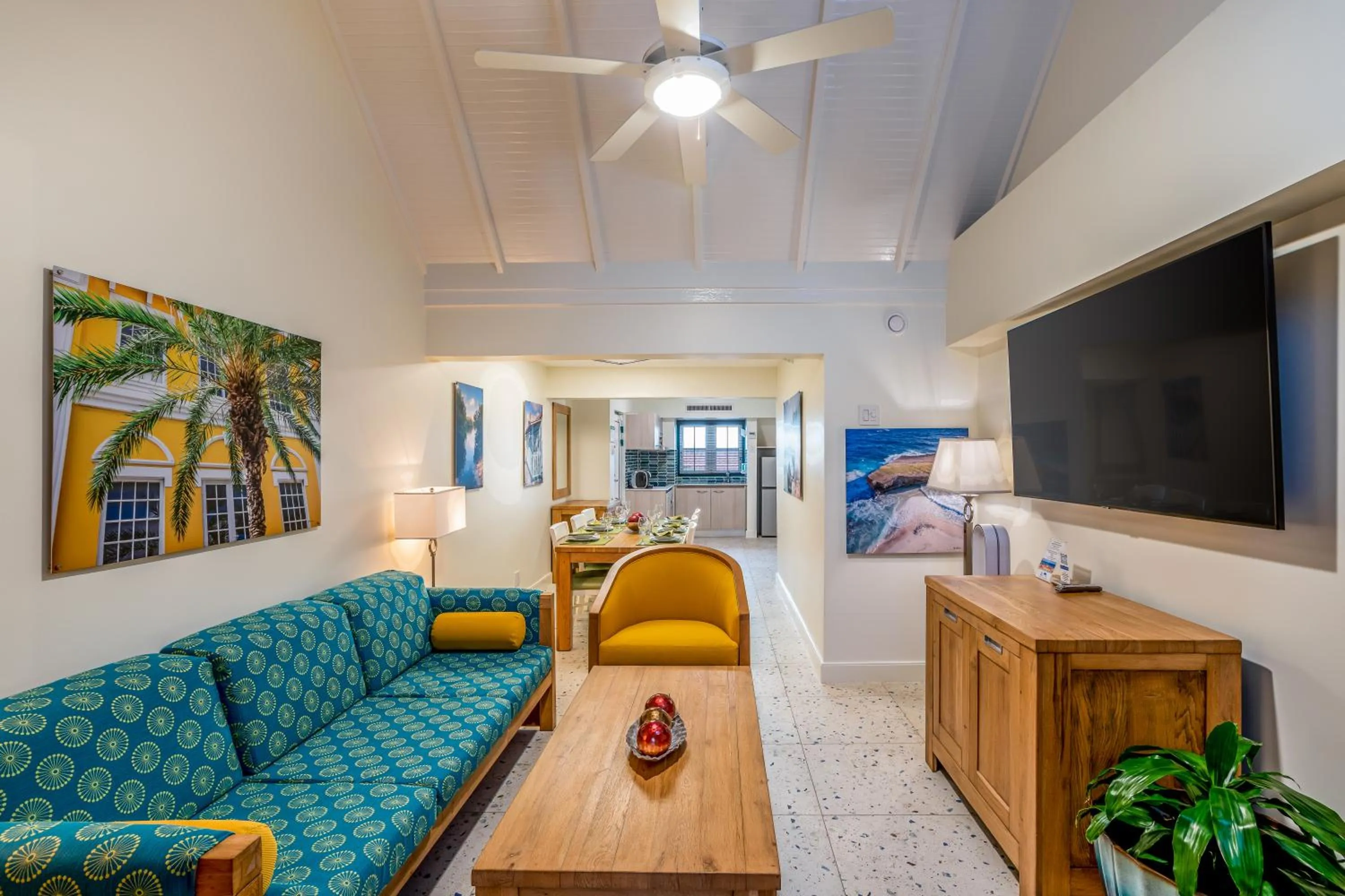 Living room in Amsterdam Manor Beach Resort