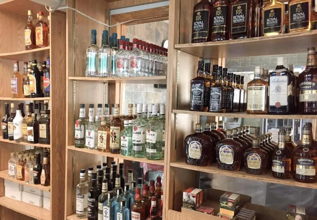 On-site shops in Hi Valley Motor Inn