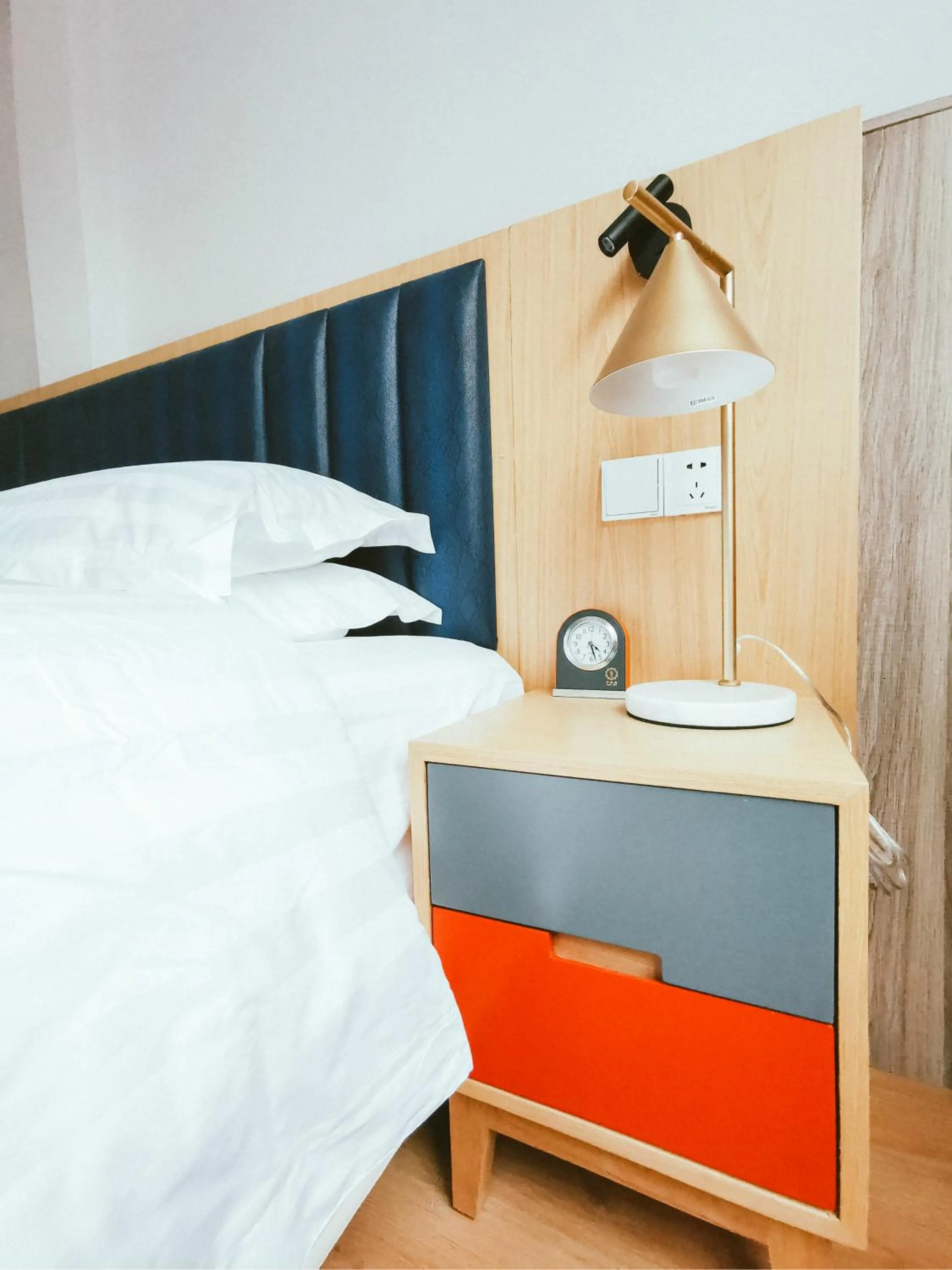 Bedroom, Bed in Shanghai Fish Inn People Square