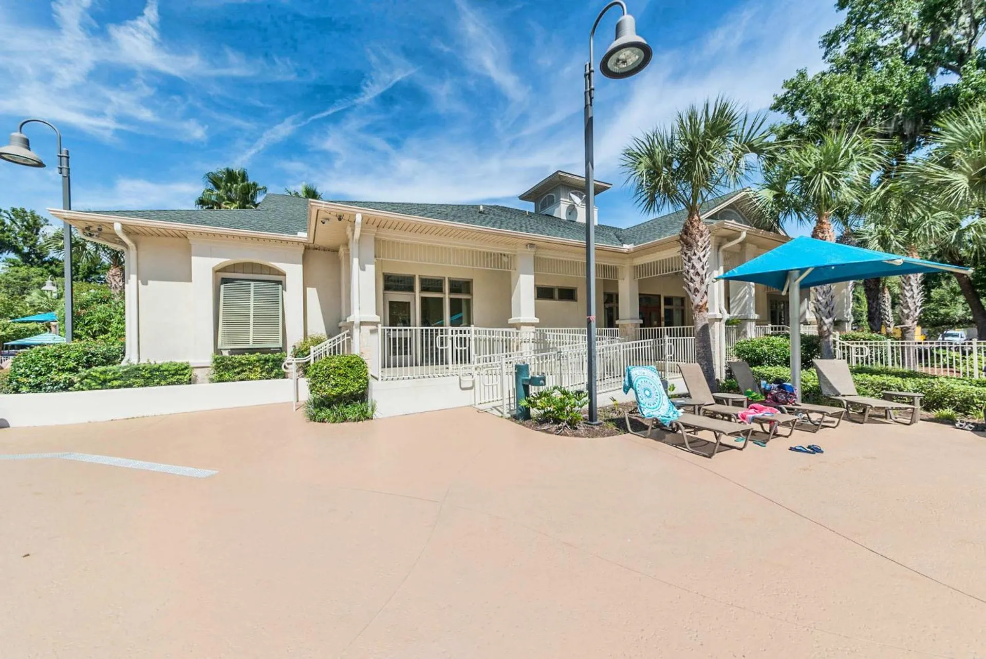 Property building in Coral Sands Resort by Palmera