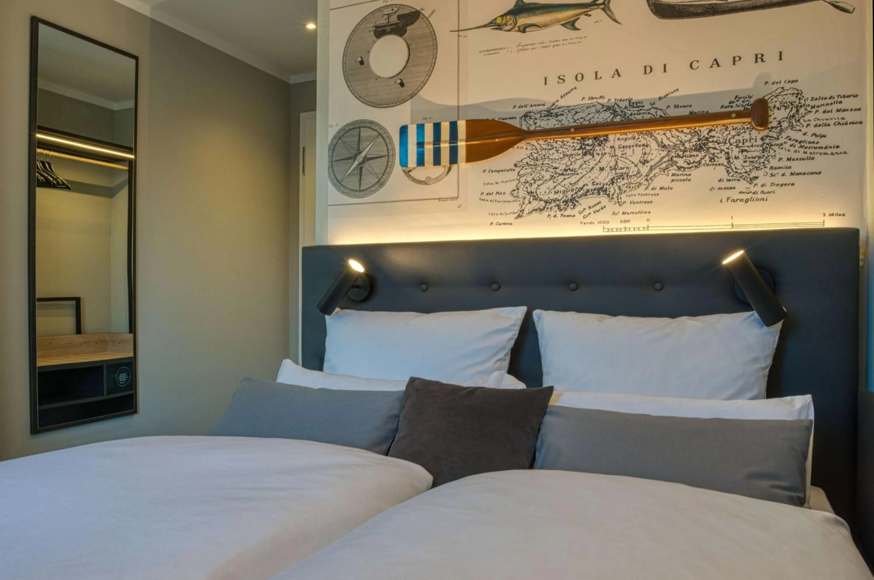 Photo of the whole room, Bed in Boutique 53 & 56 Hamburg City, Trademark Collection by Wyndham