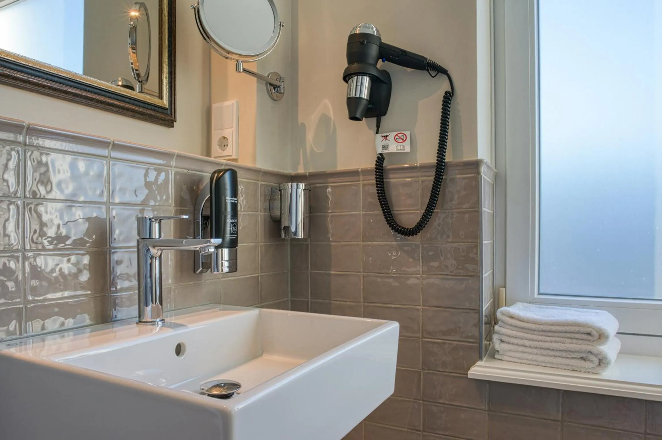 Bathroom in Boutique 53 & 56 Hamburg City, Trademark Collection by Wyndham