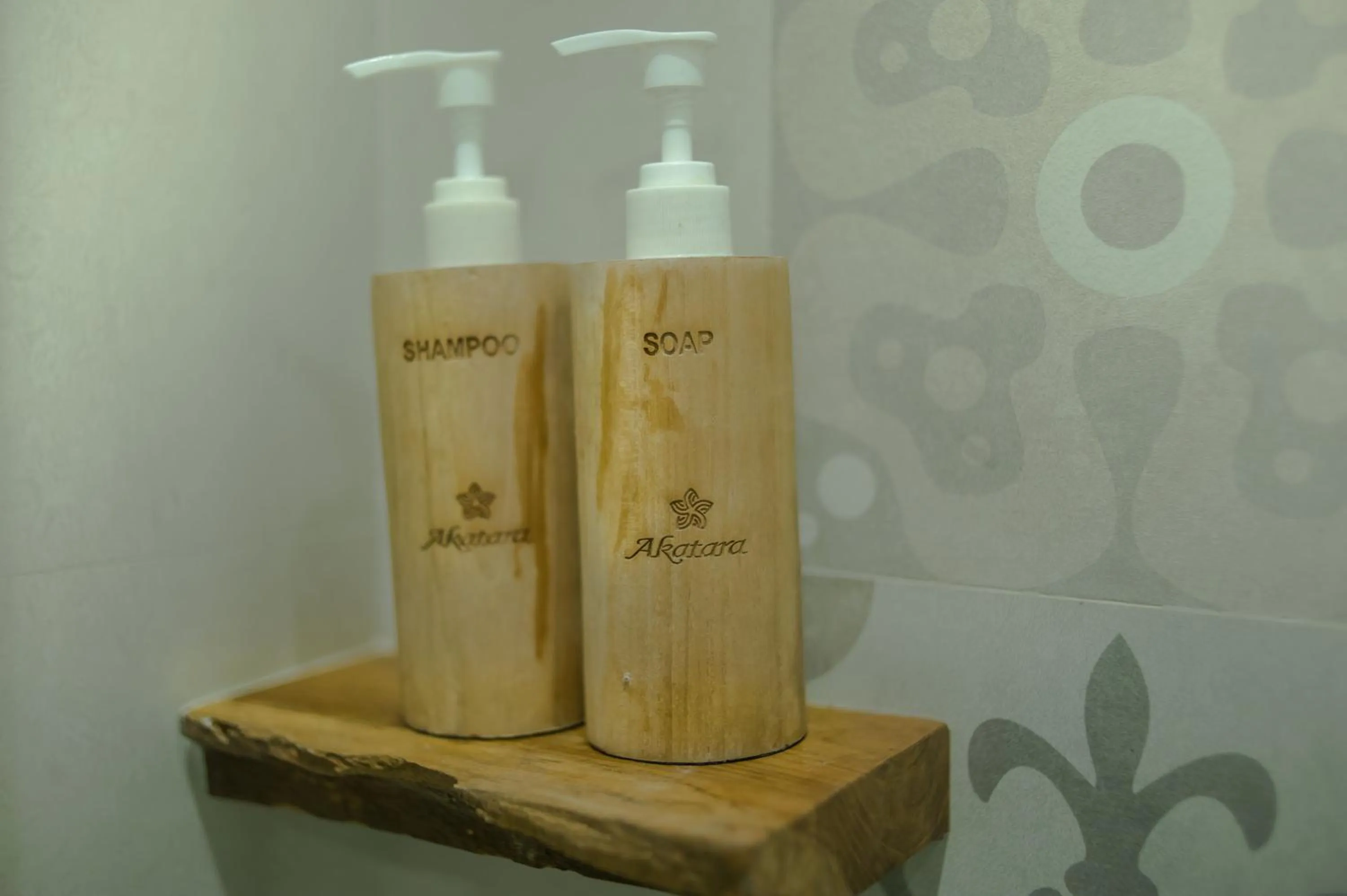 Bathroom in Akatara Hotel