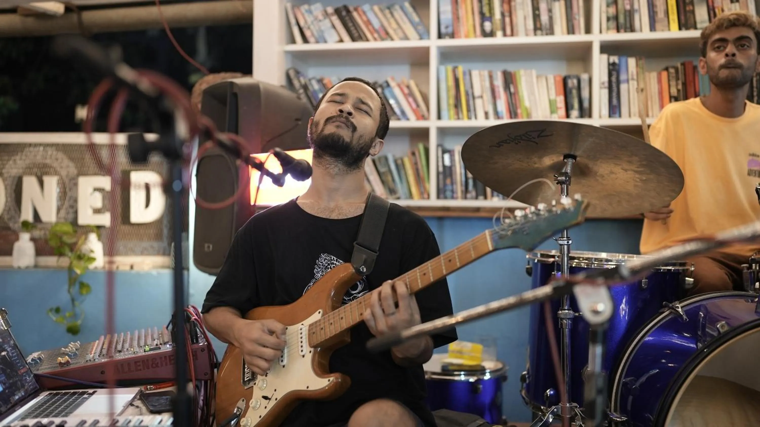 People in Anjoned Hostel & Cafe