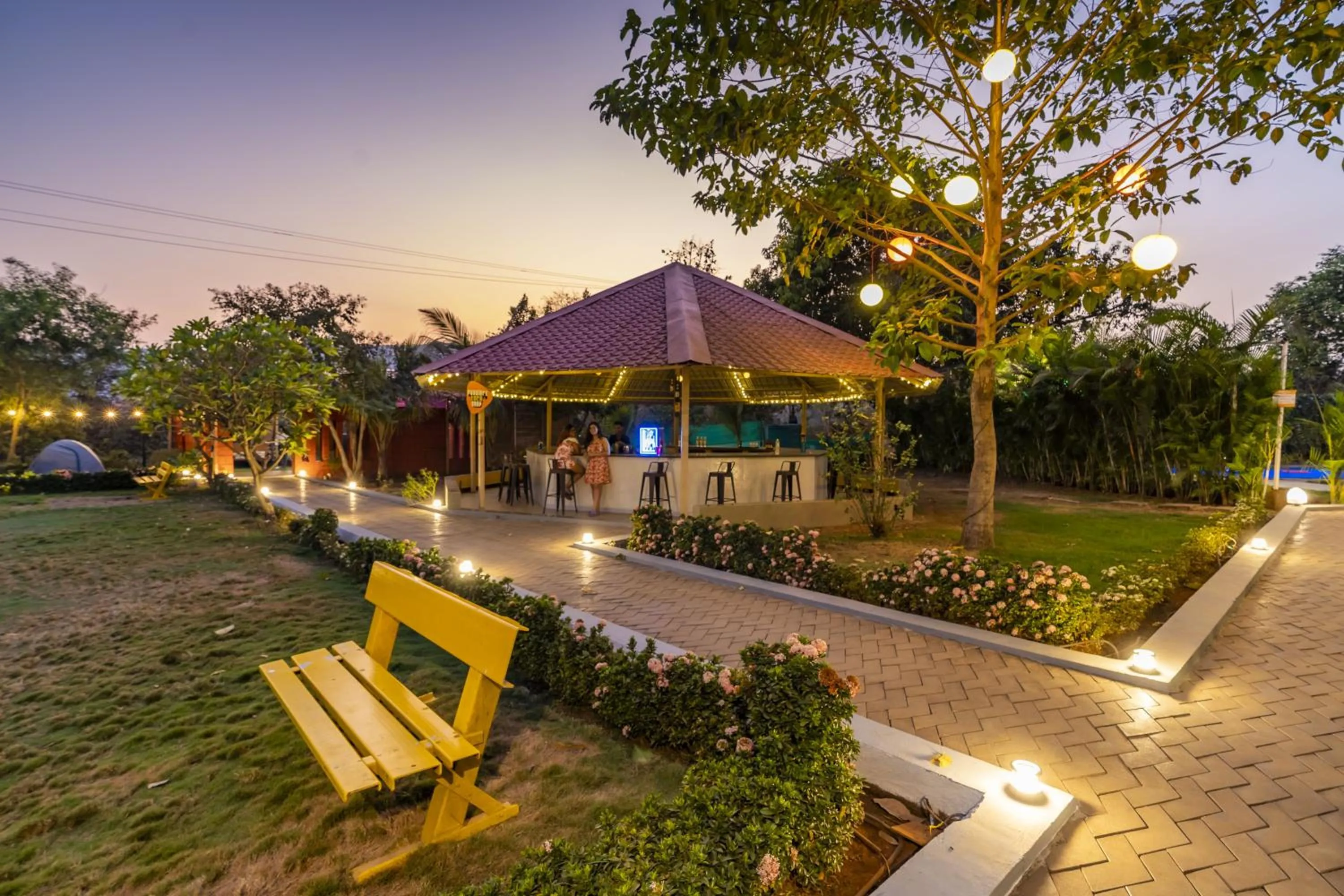 Garden in Zostel Kolad