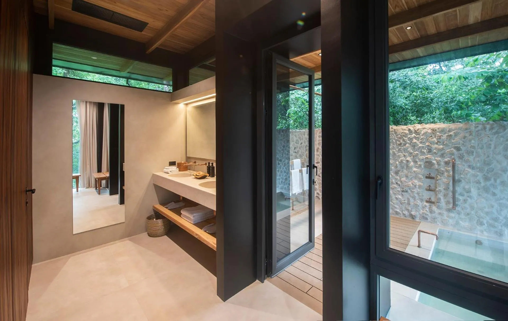 Bathroom, Bed in Rio Perdido Hotel & Thermal River