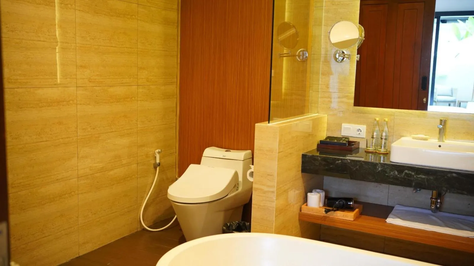 Toilet in The Claremont Luxury Villas