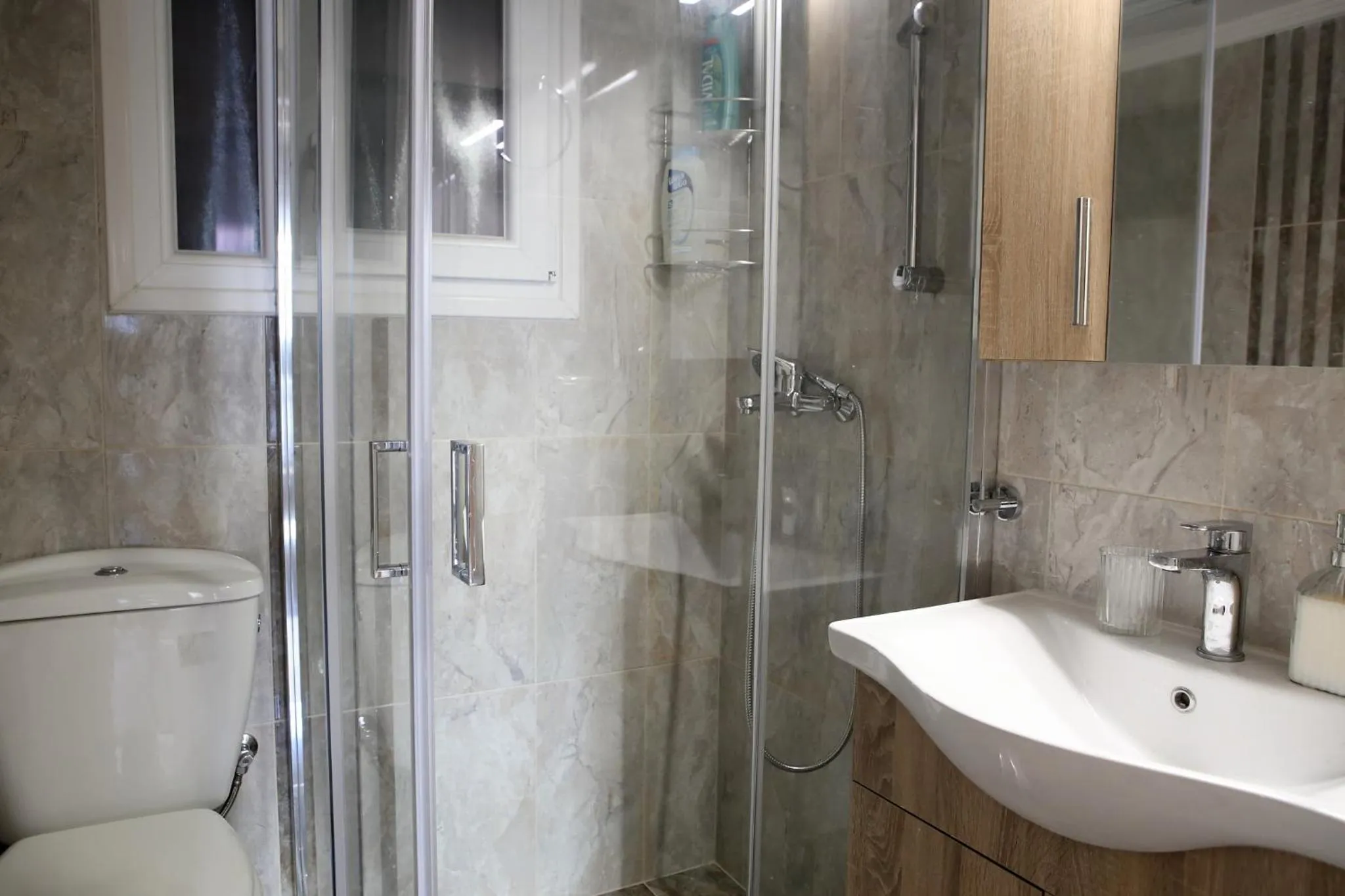 Shower in Best House, Athens Central Flat, Ithakis Str