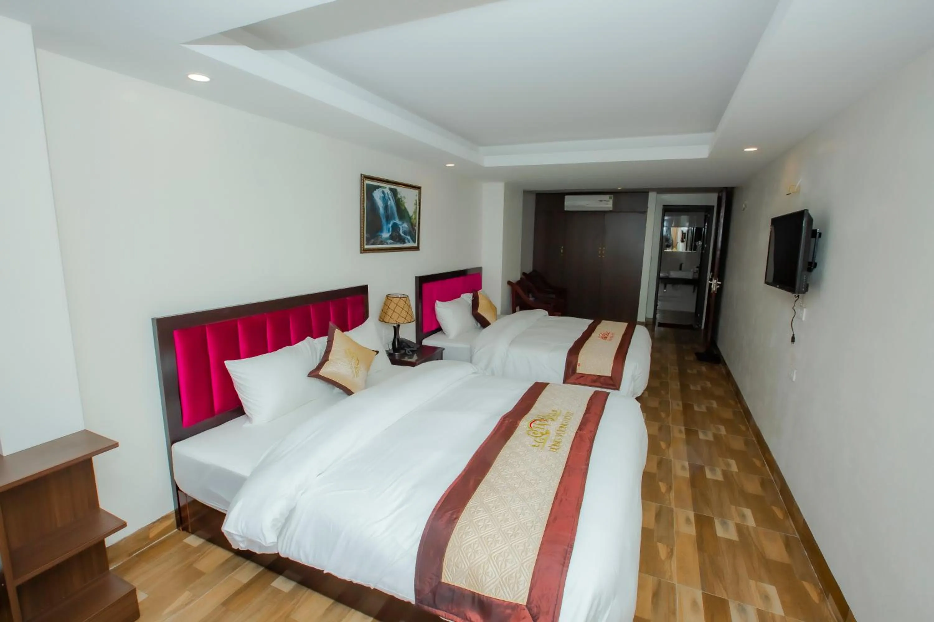 Bed in SAPA KING HOTEL HUNG VUONG HOTEl