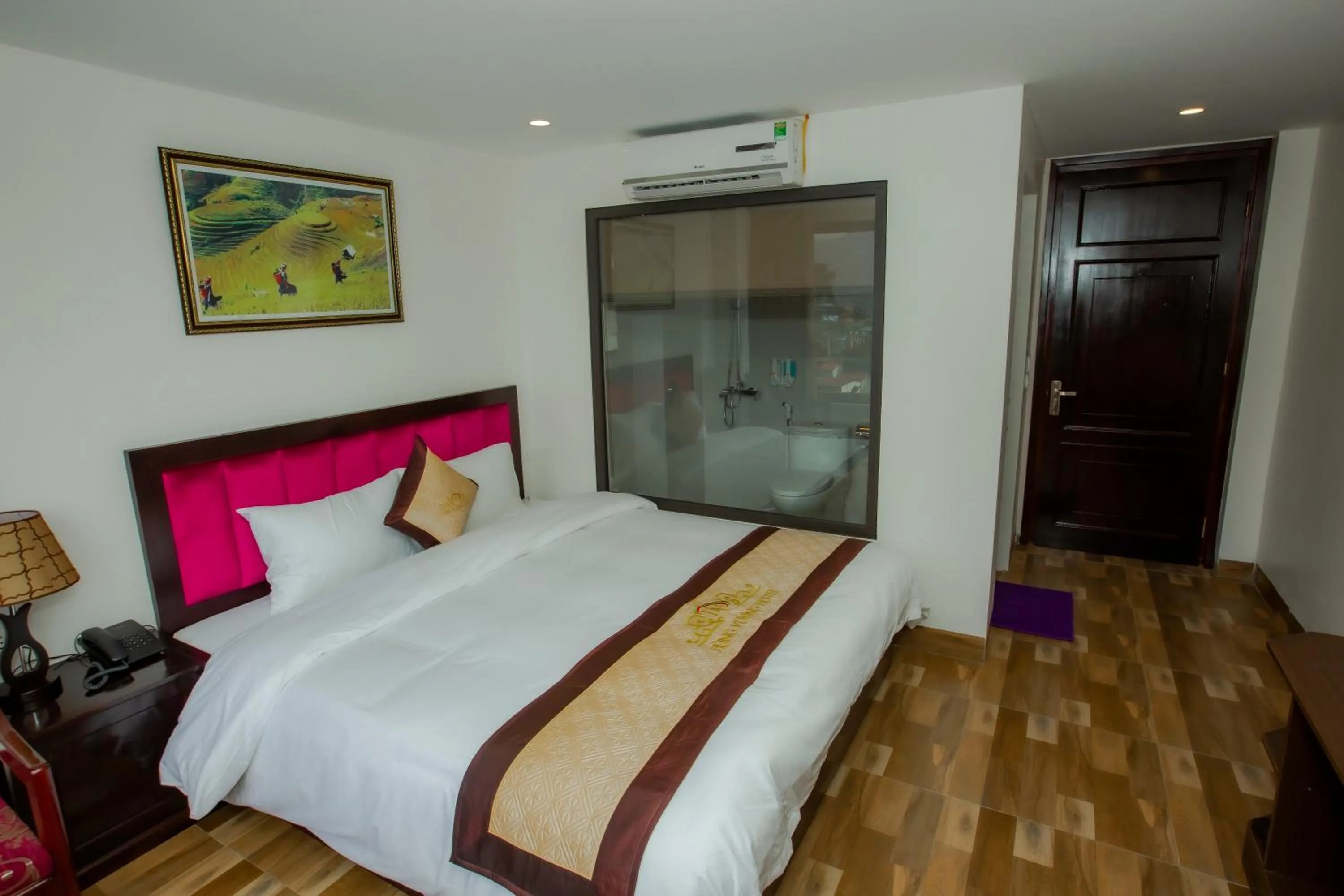 Bed in SAPA KING HOTEL HUNG VUONG HOTEl