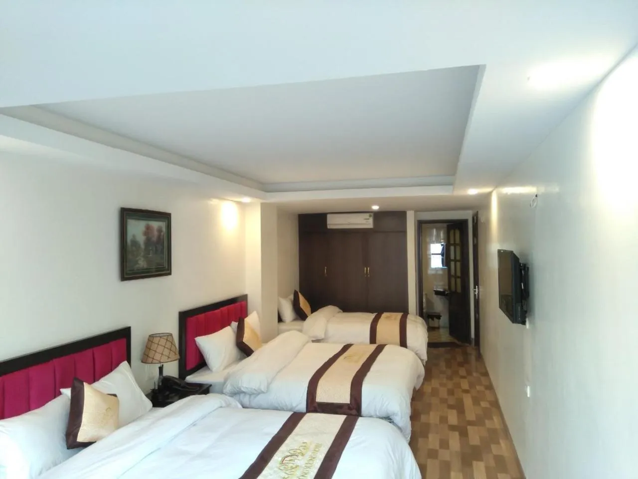 Bed in SAPA KING HOTEL HUNG VUONG HOTEl