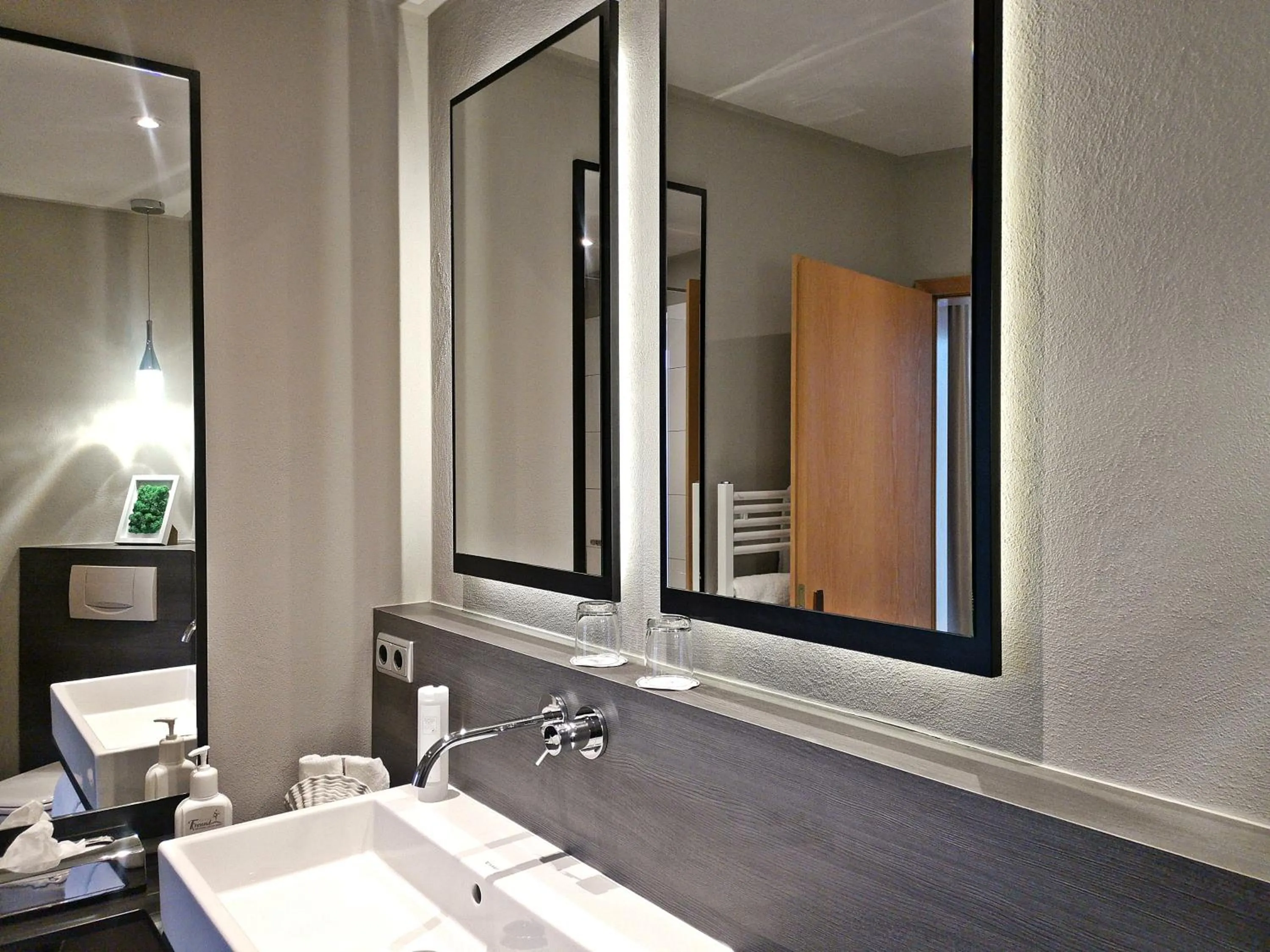 Bathroom in Hotel Freund - Privathotels Dr Lohbeck