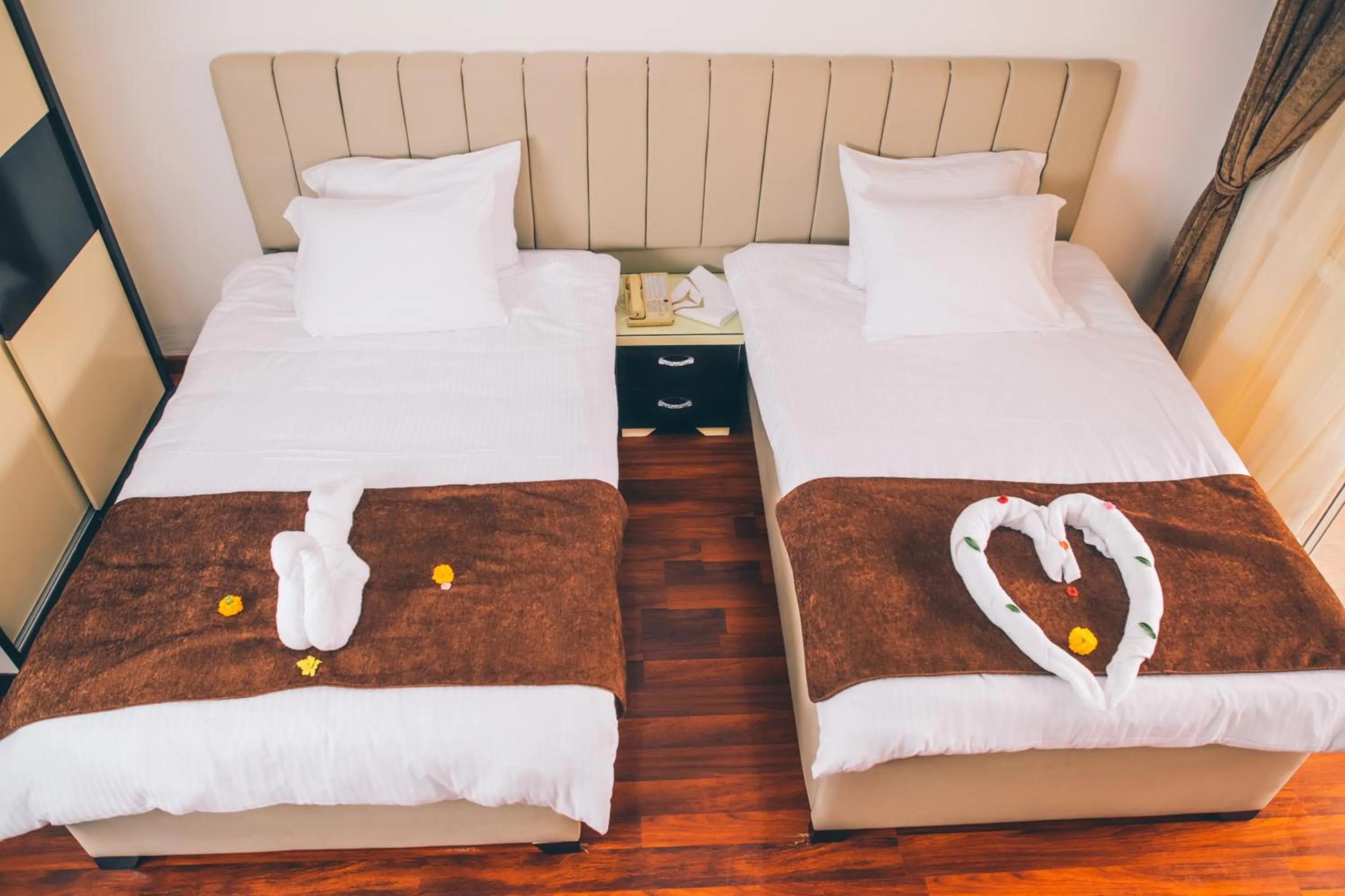 Bed in Jewel Maadi Cabins and Club